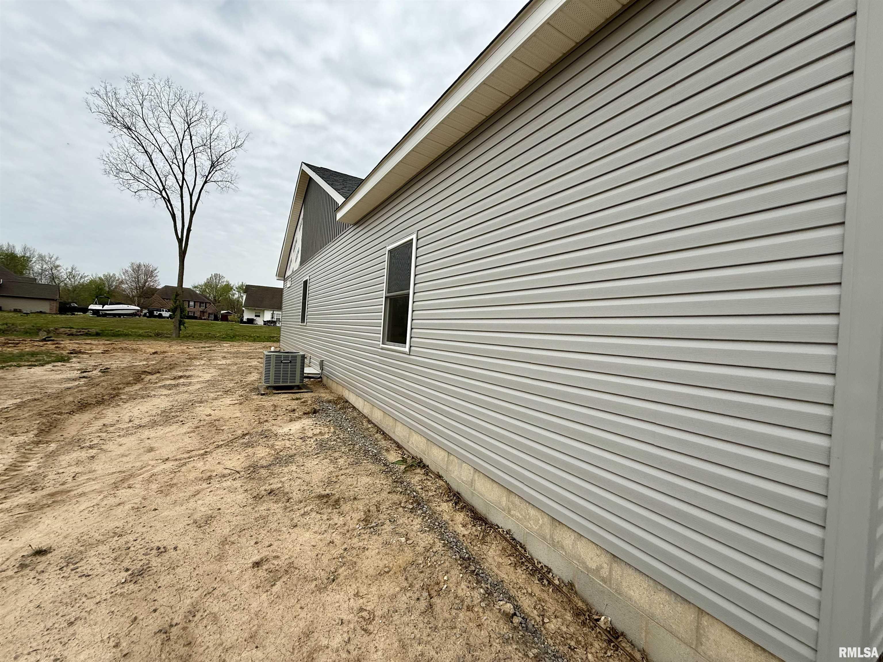 1306 Laura Lane Property Photo 3