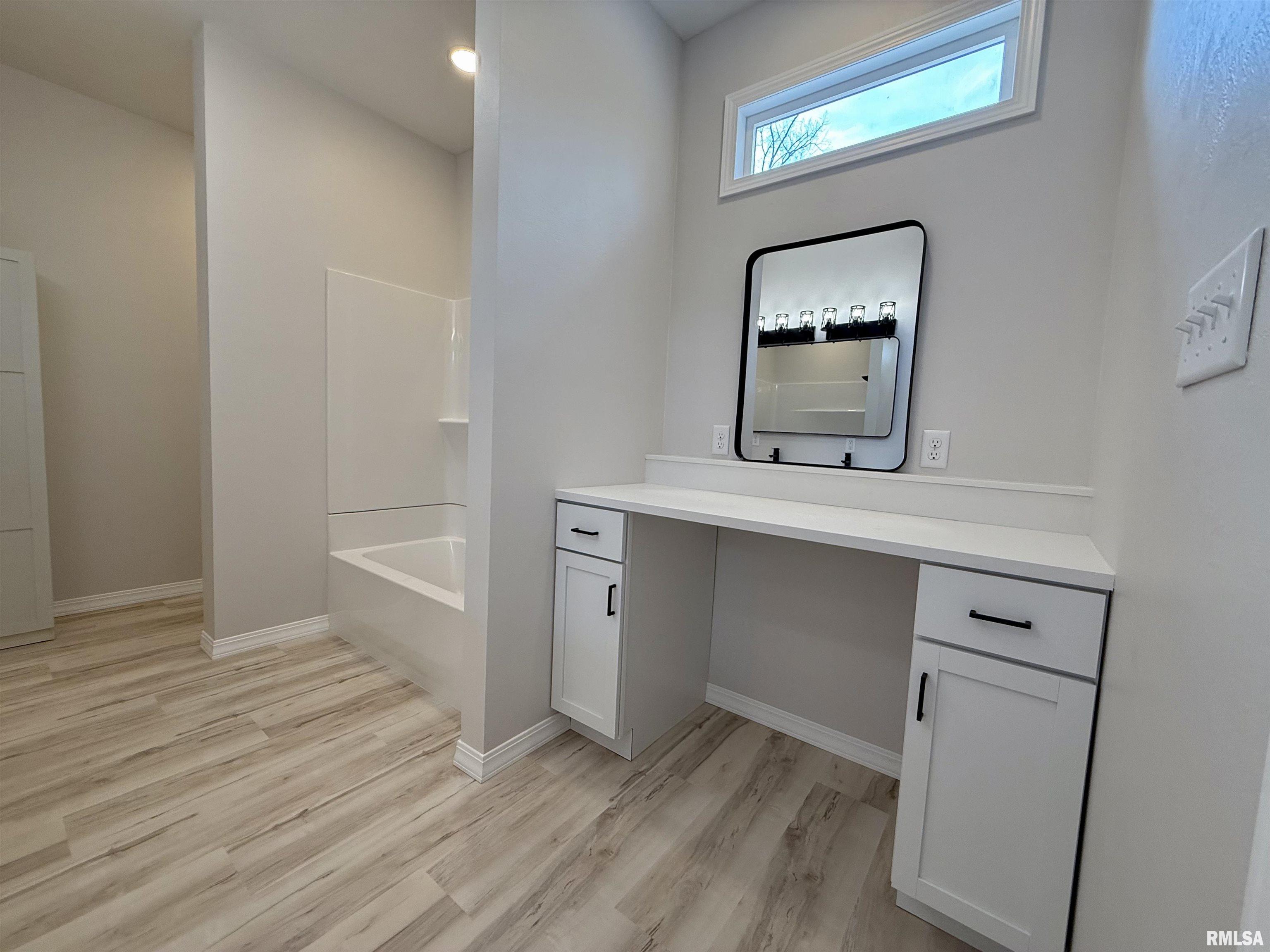 1306 Laura Lane Property Photo 11
