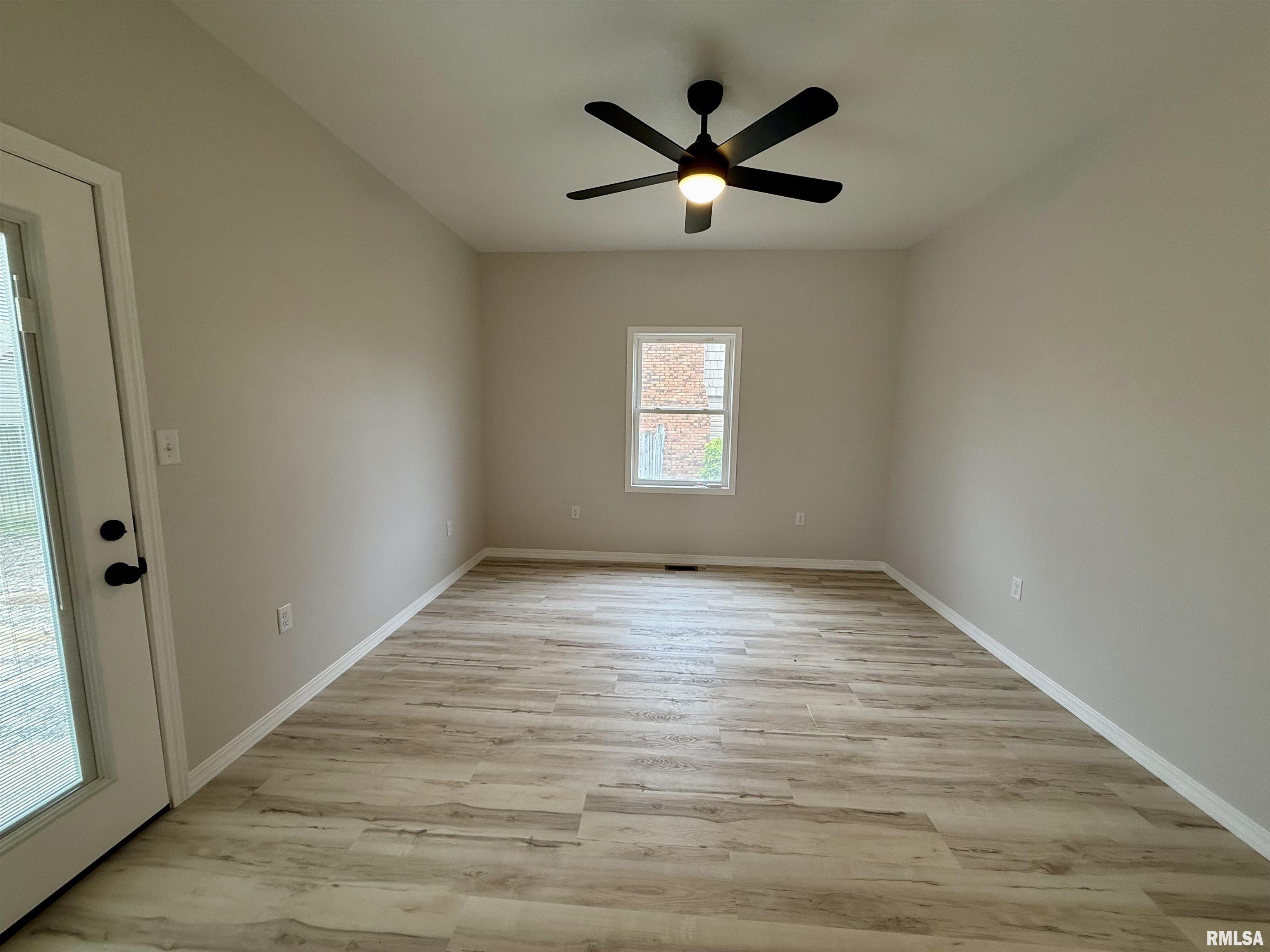 1306 Laura Lane Property Photo 16