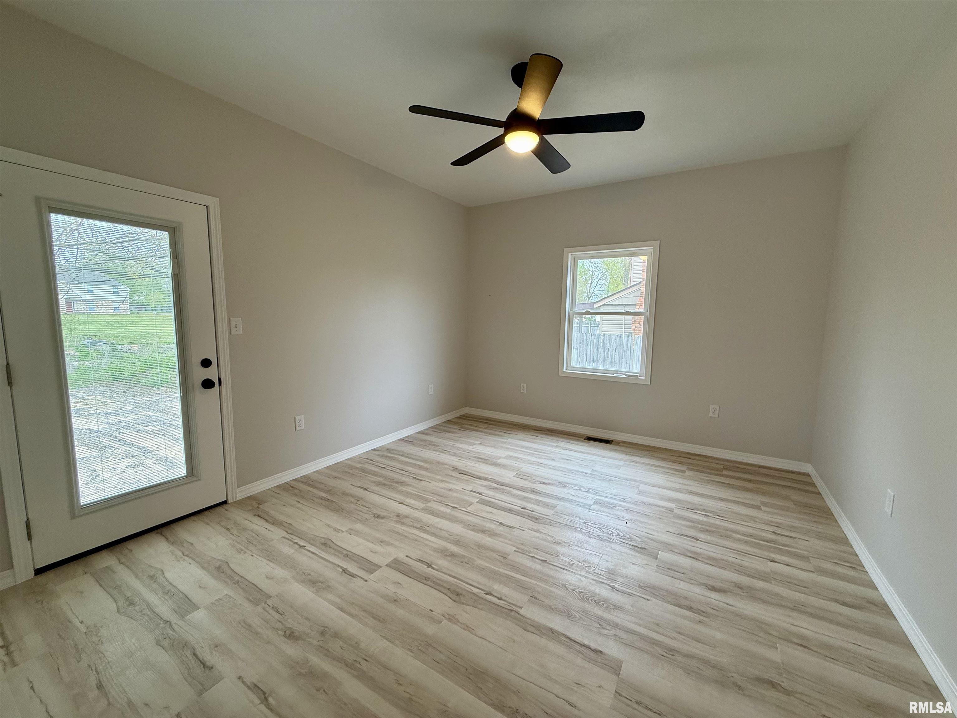 1306 Laura Lane Property Photo 17