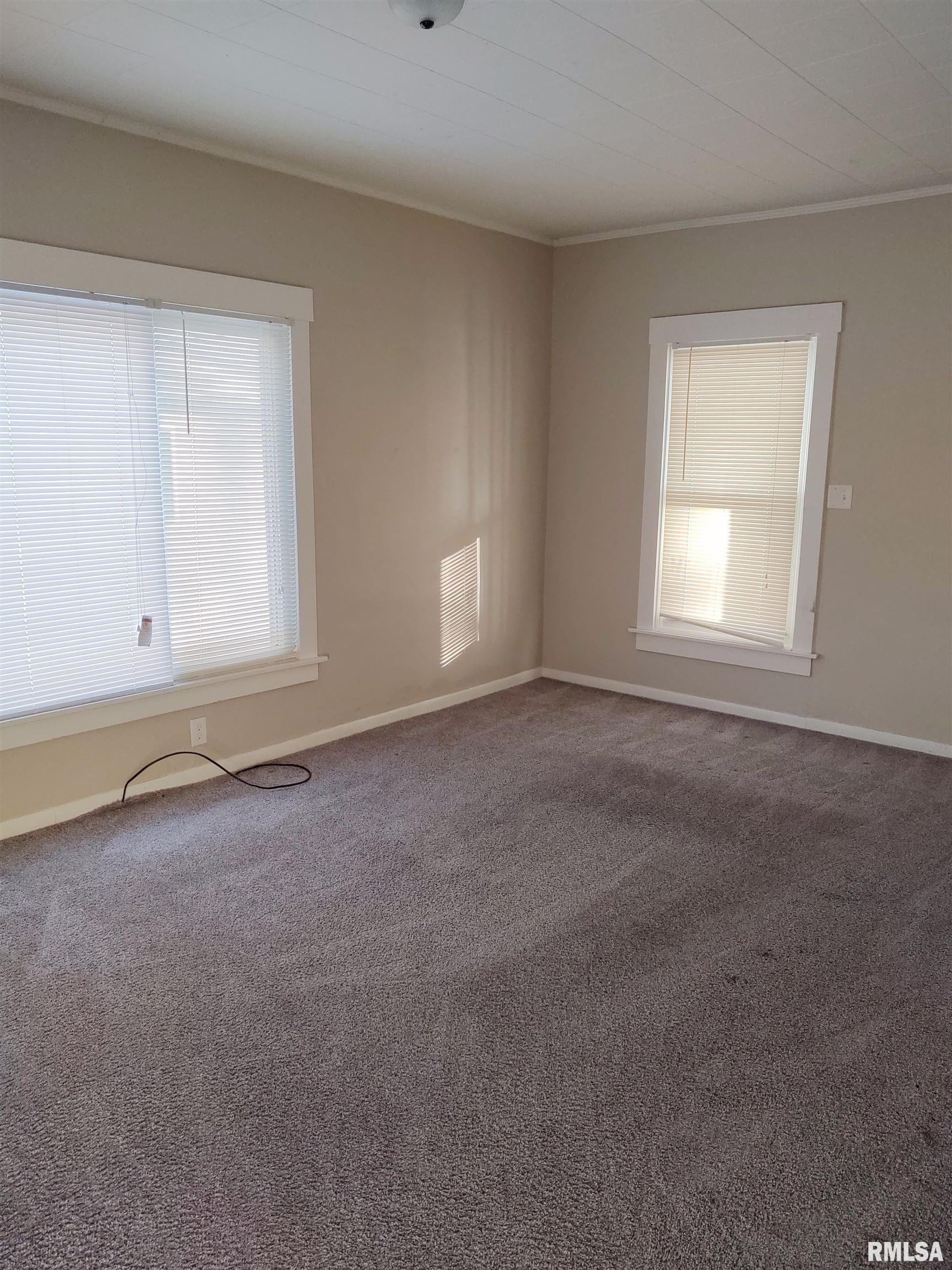 239 15th Avenue Property Photo 4