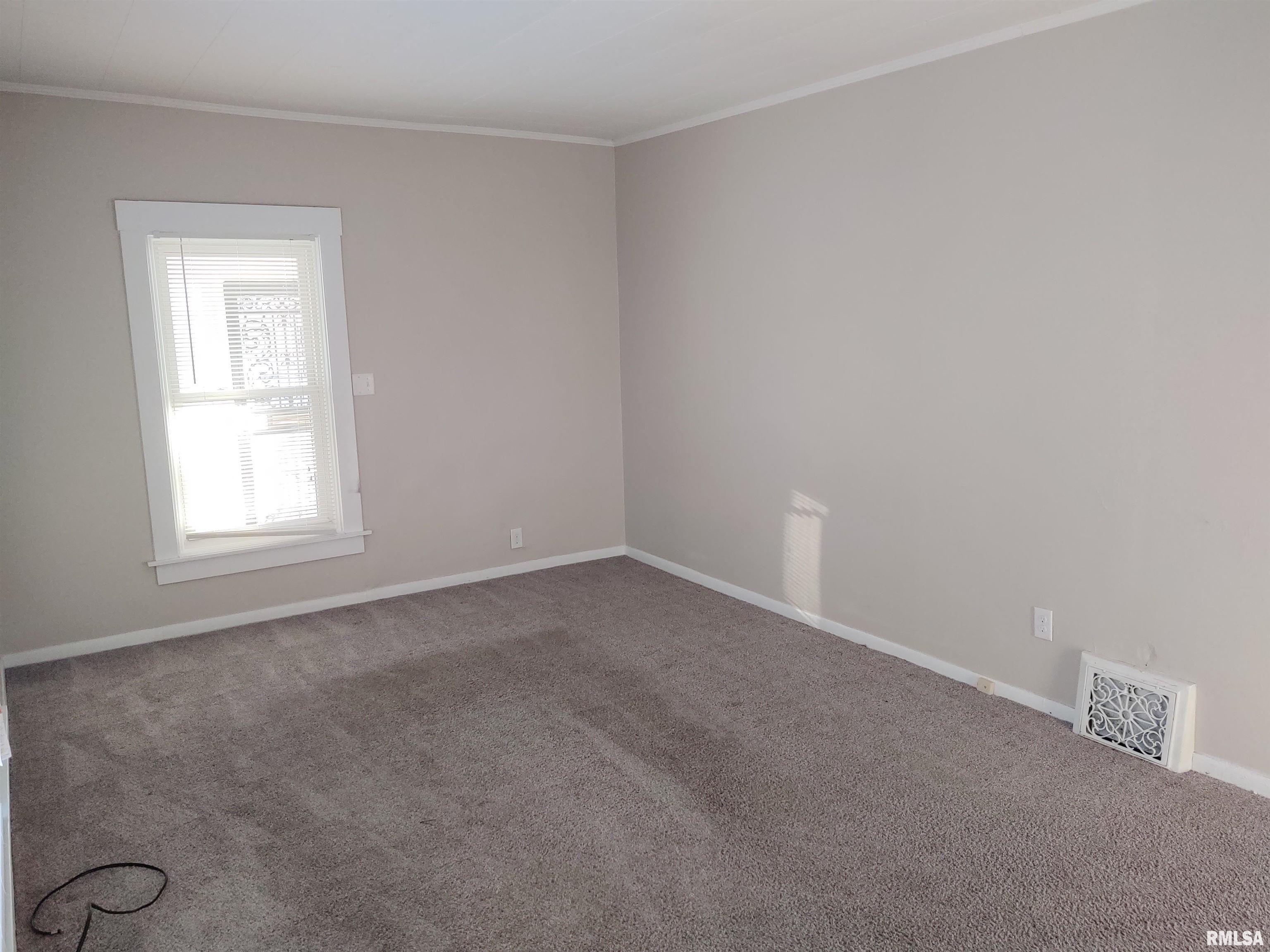 239 15th Avenue Property Photo 7