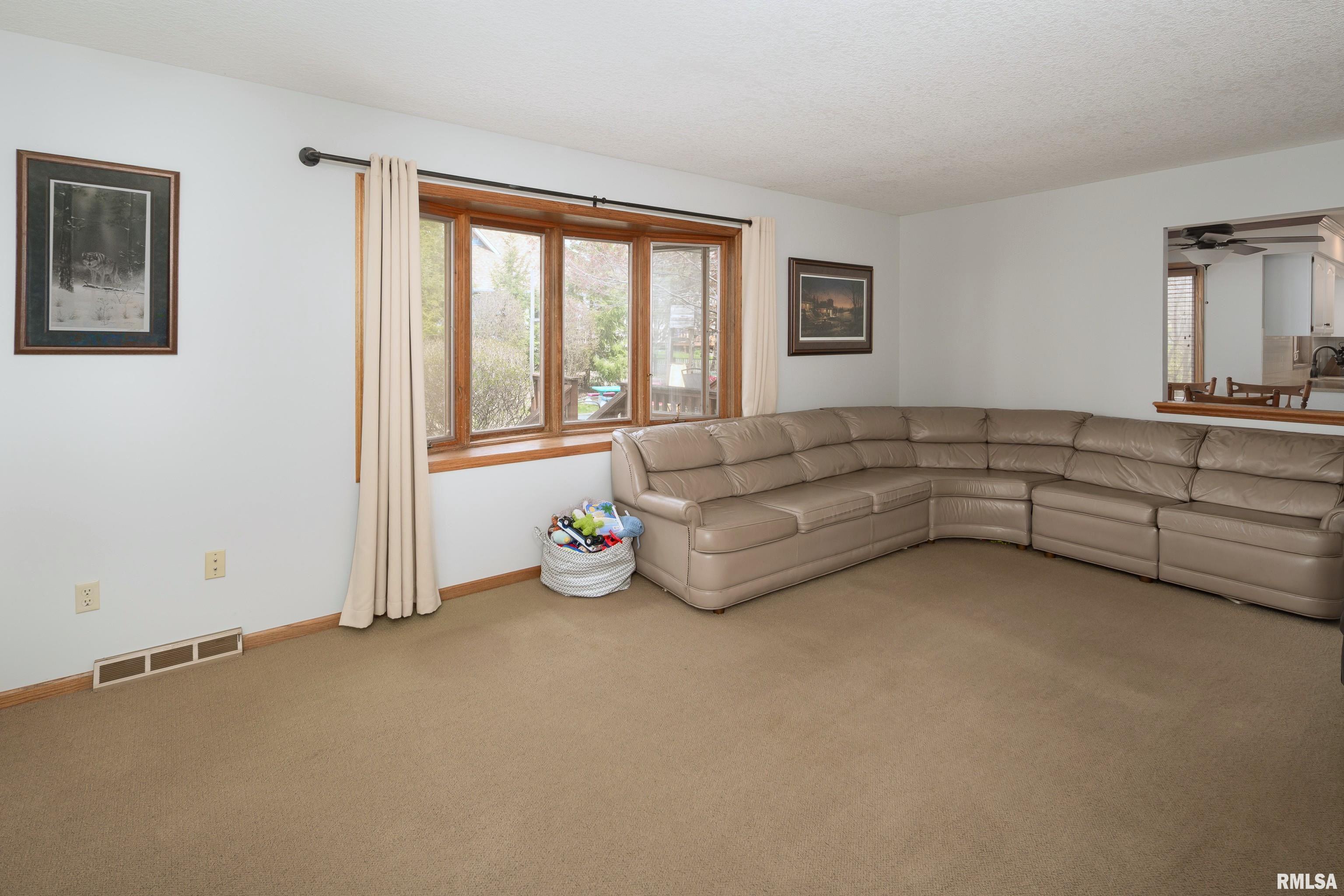 1722 Cindy Court Property Photo 16