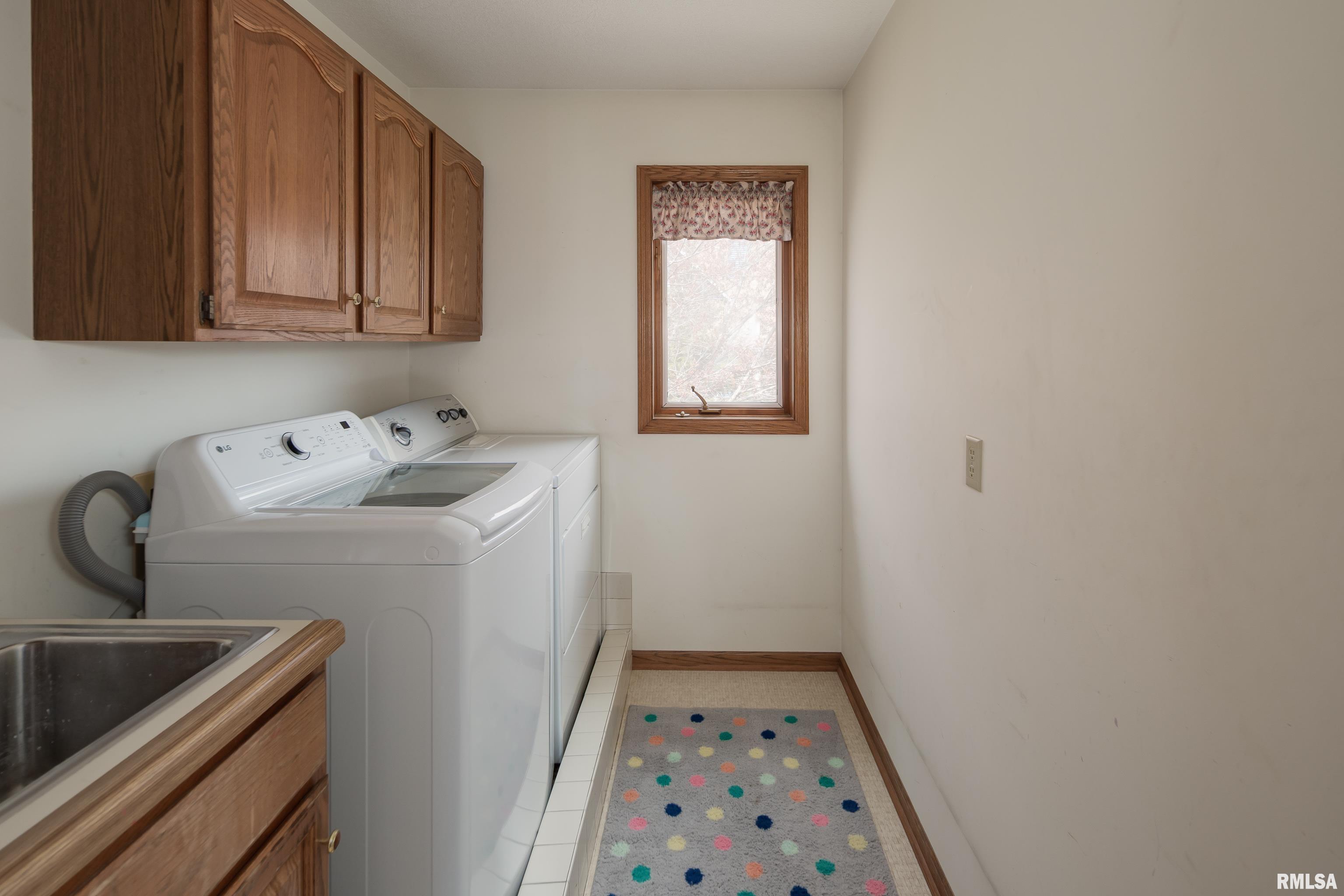 1722 Cindy Court Property Photo 28