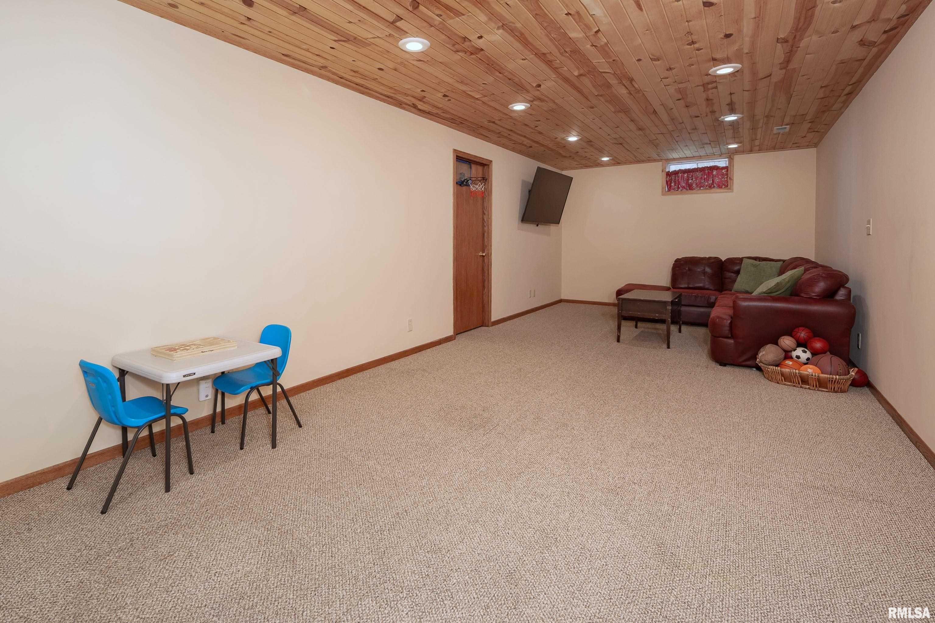 1722 Cindy Court Property Photo 36
