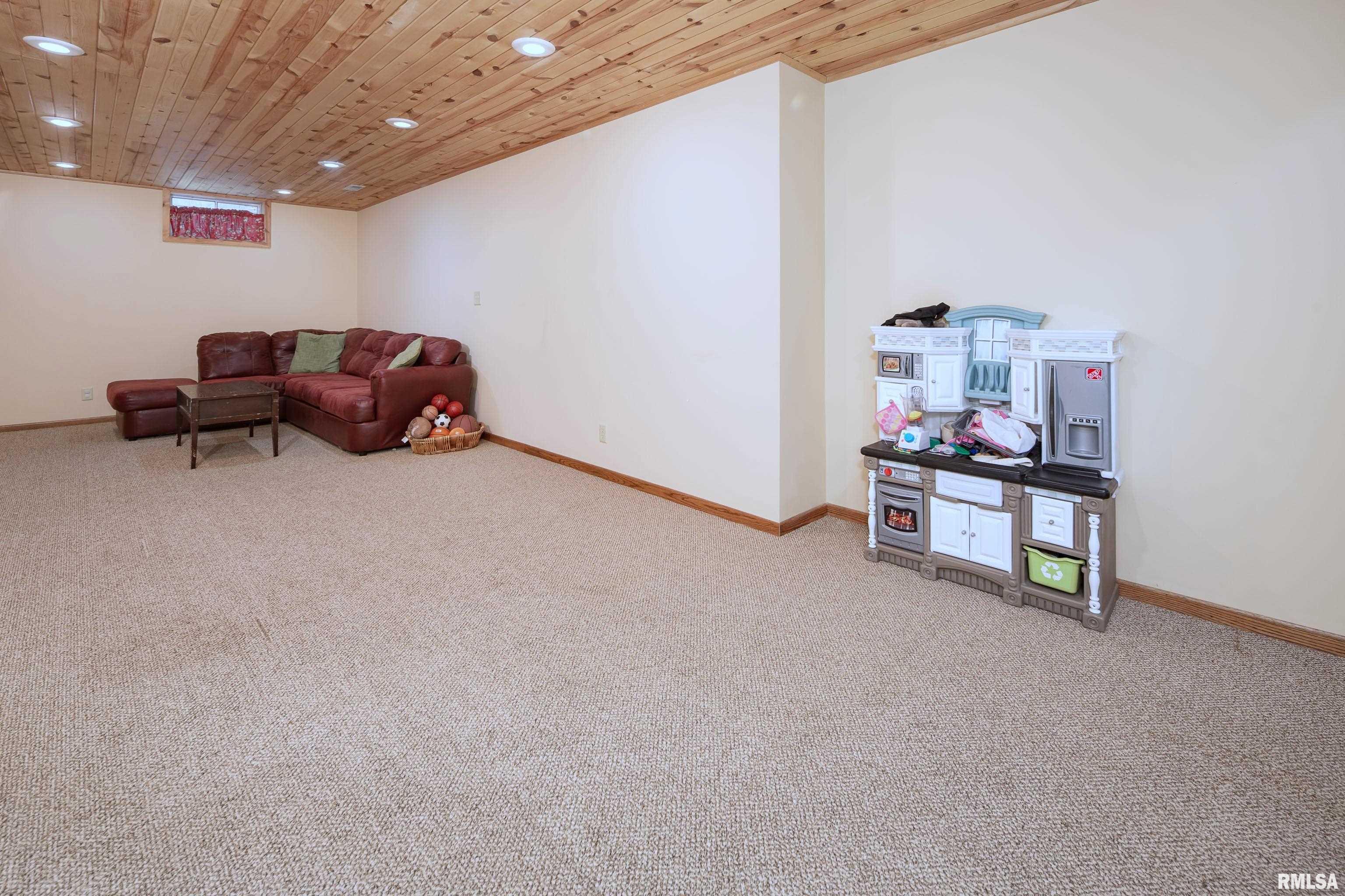1722 Cindy Court Property Photo 37
