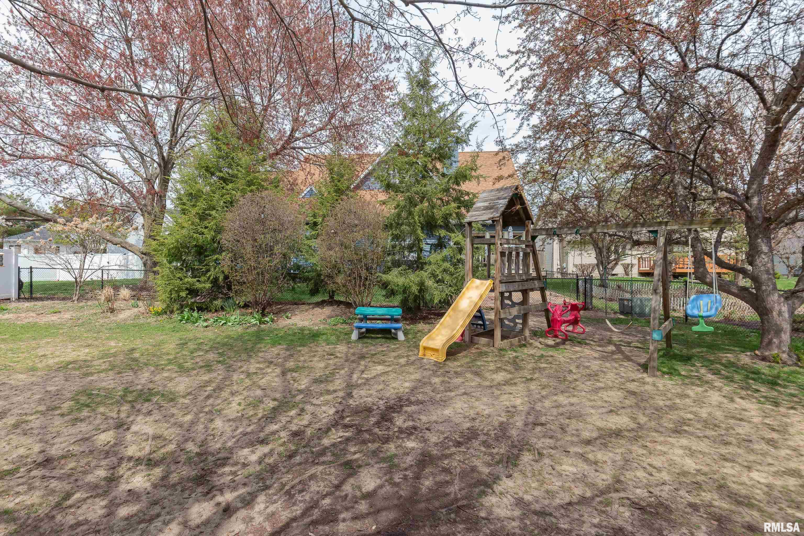 1722 Cindy Court Property Photo 45