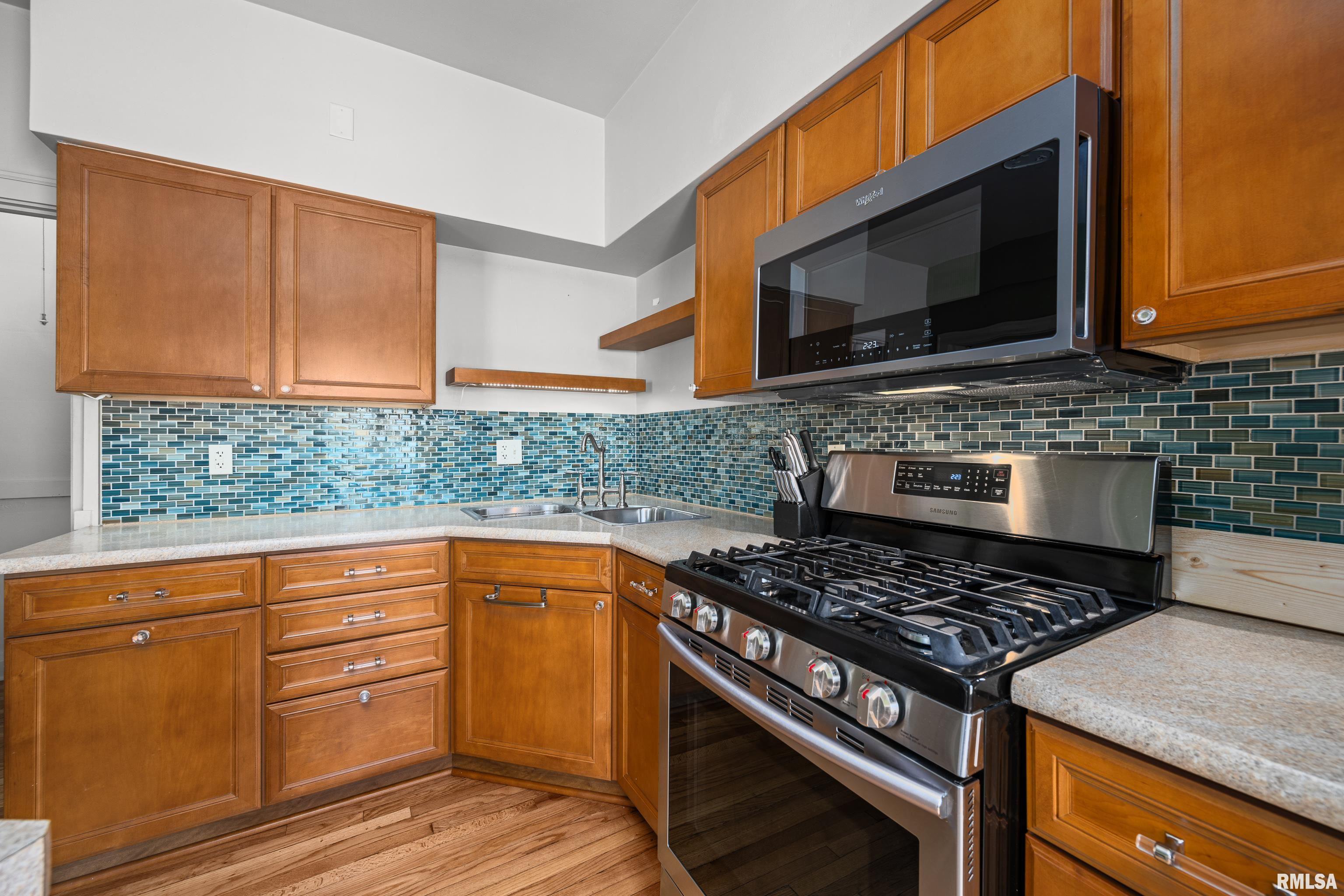 1622 18th Avenue Property Photo 2