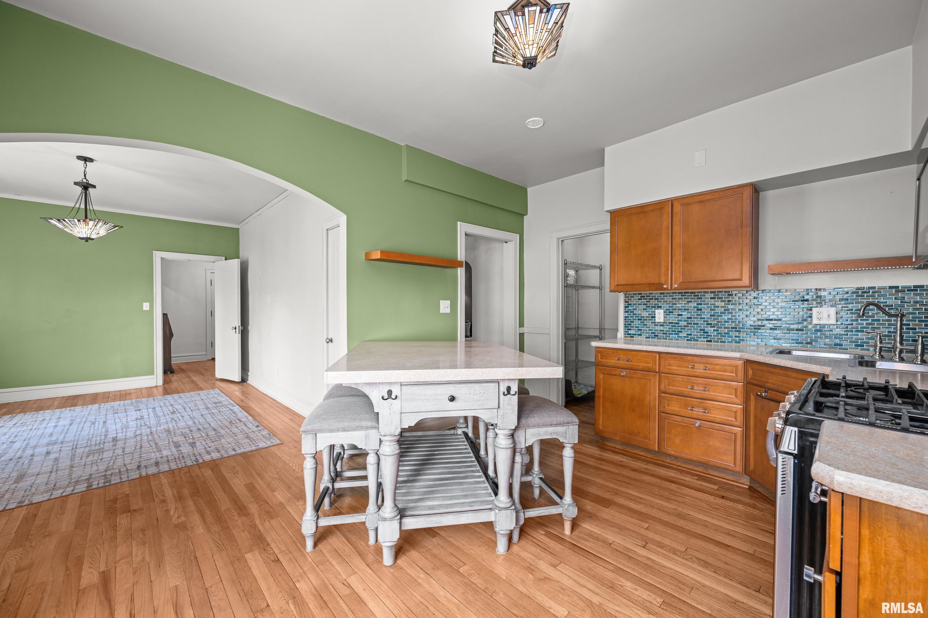1622 18th Avenue Property Photo 6