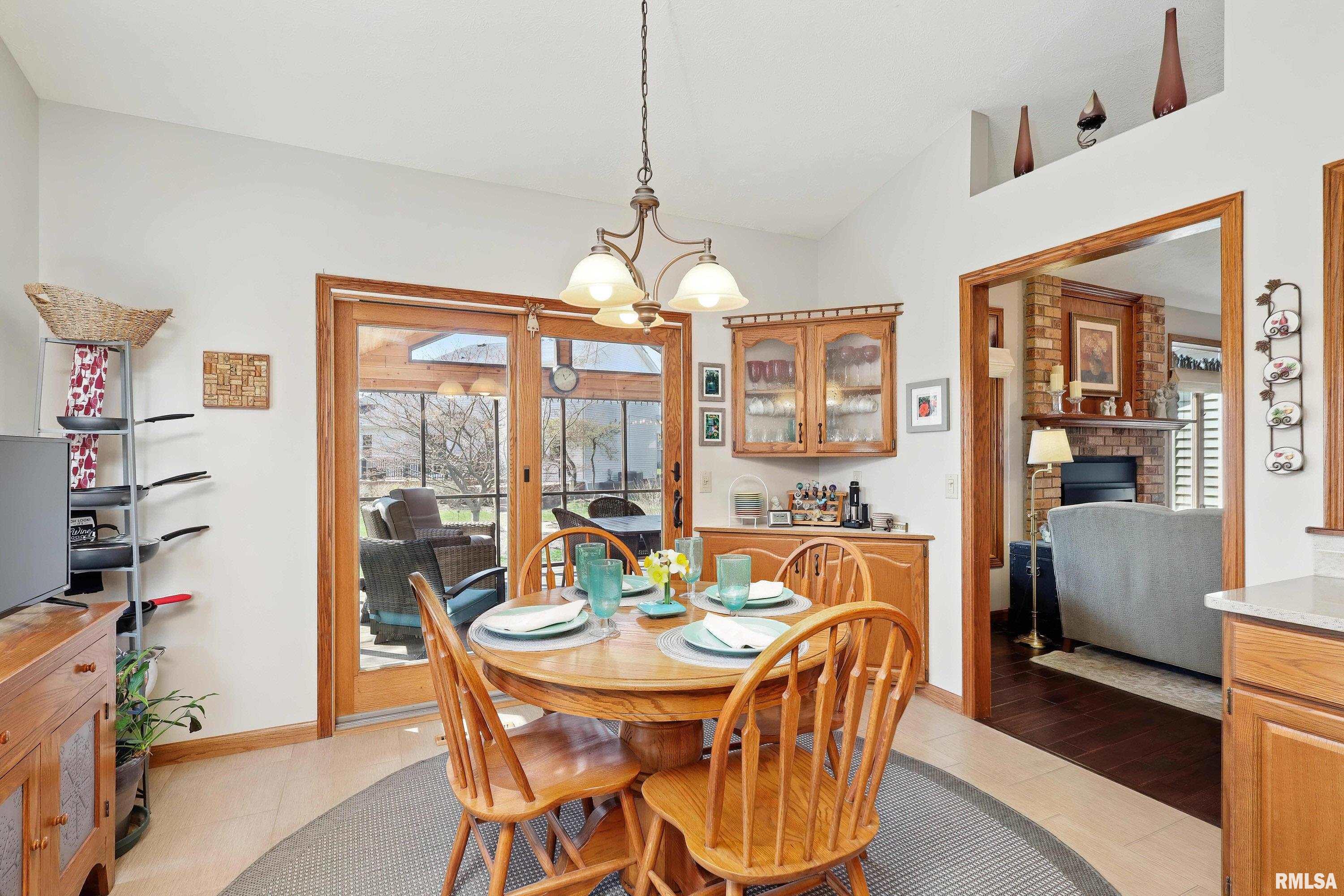 2535 Chesterfield Drive Property Photo 12