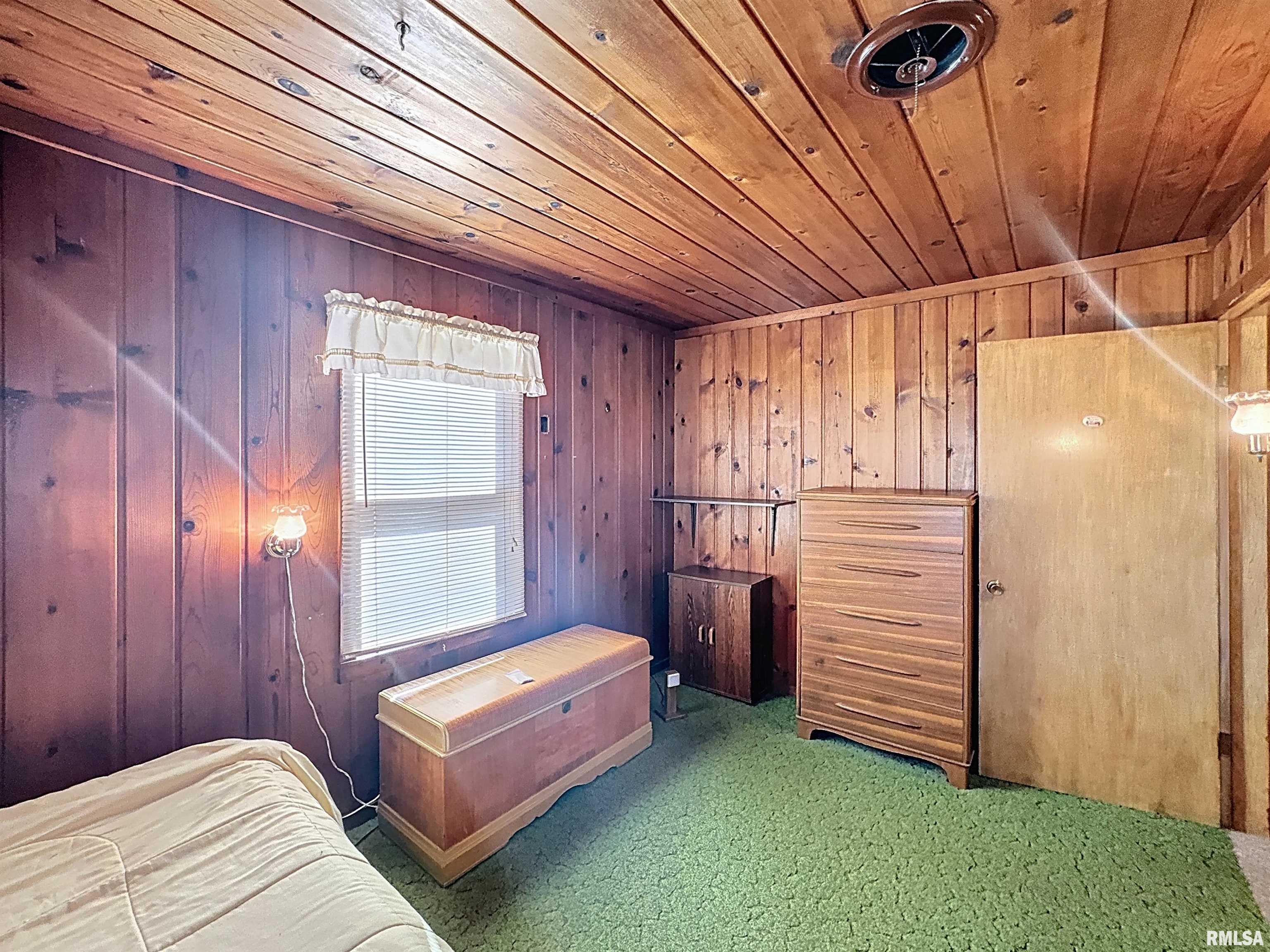 1207 W 53rd Street Property Photo 13