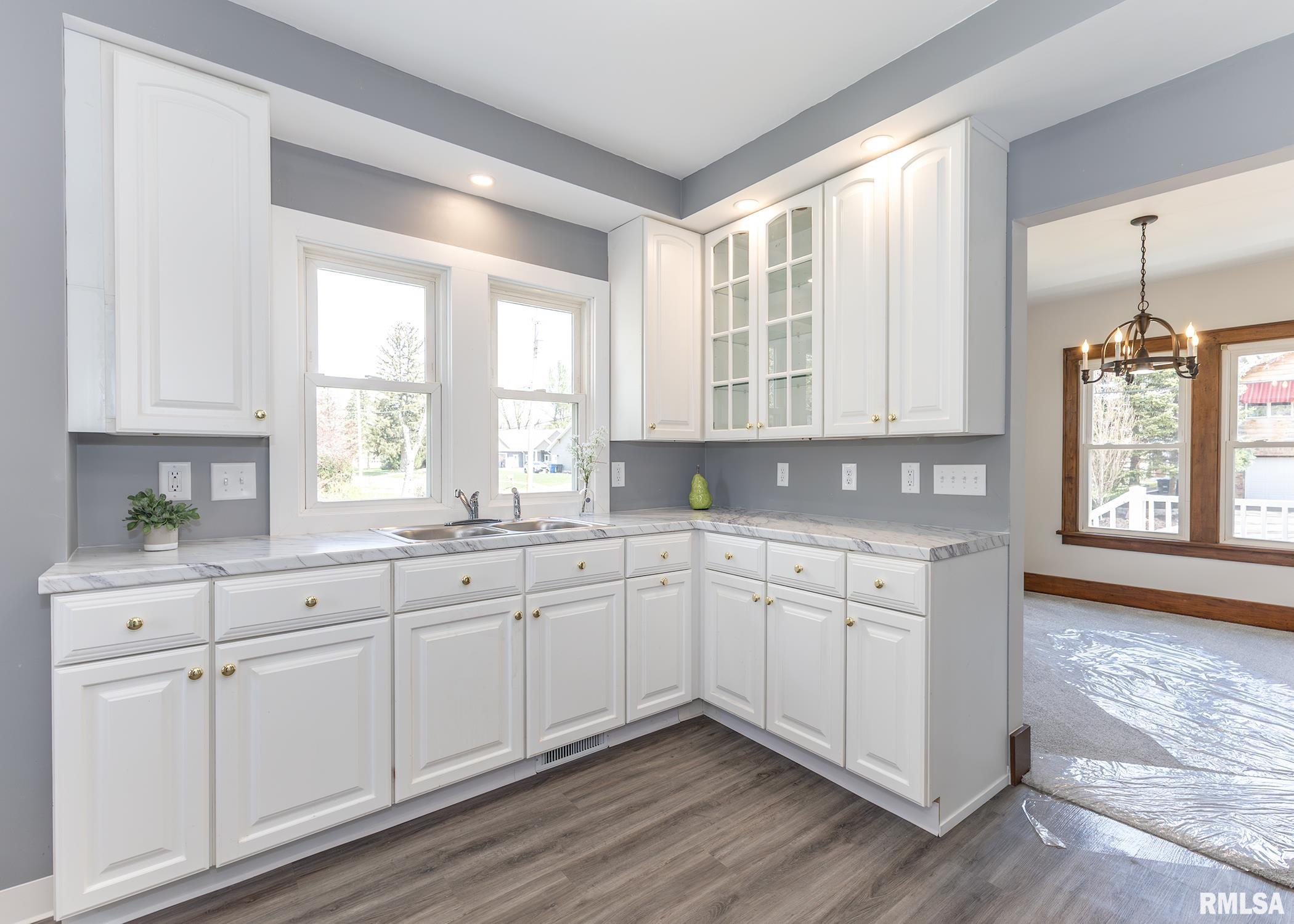 2119 44th Street Property Photo 12