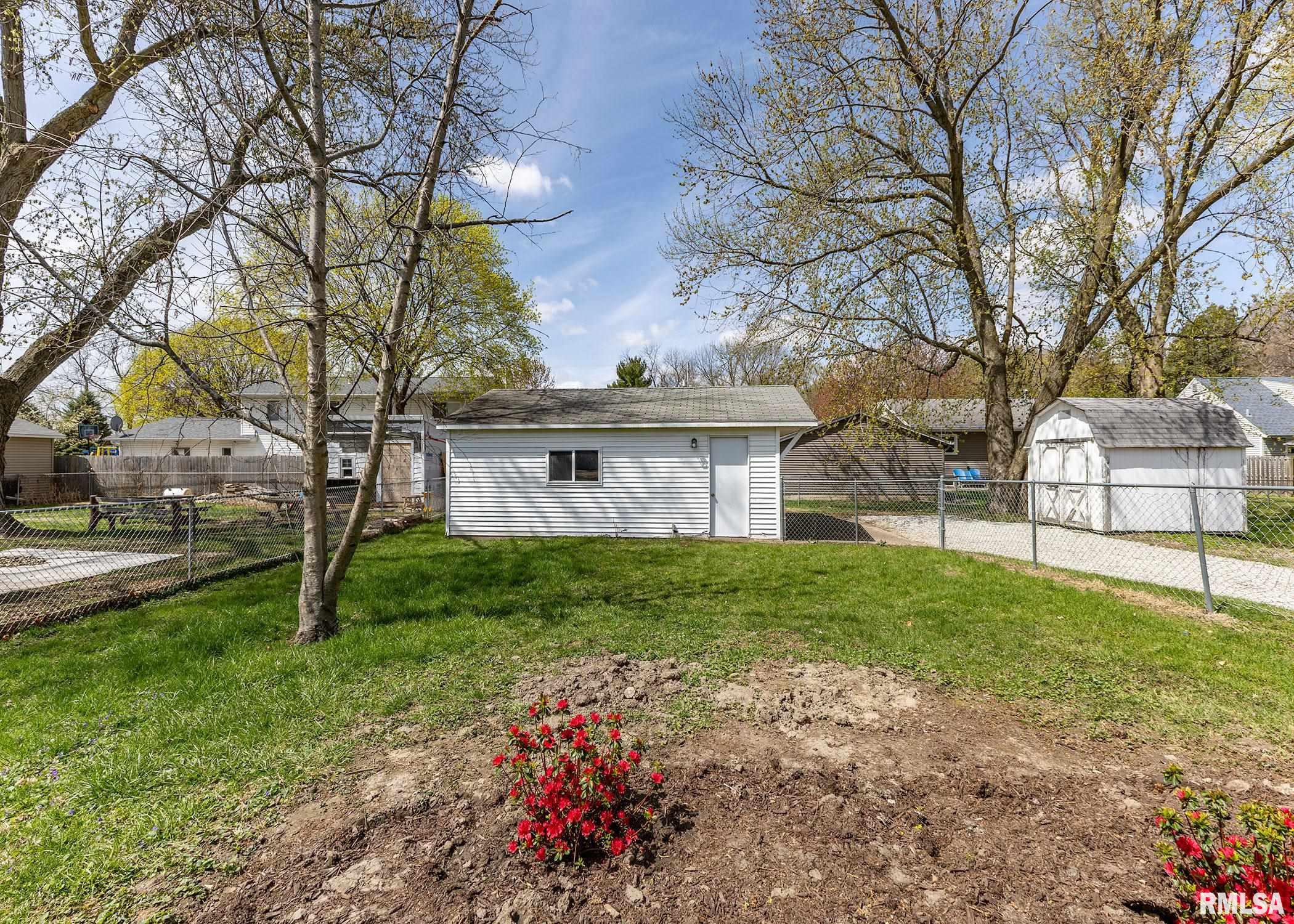 2119 44th Street Property Photo 28