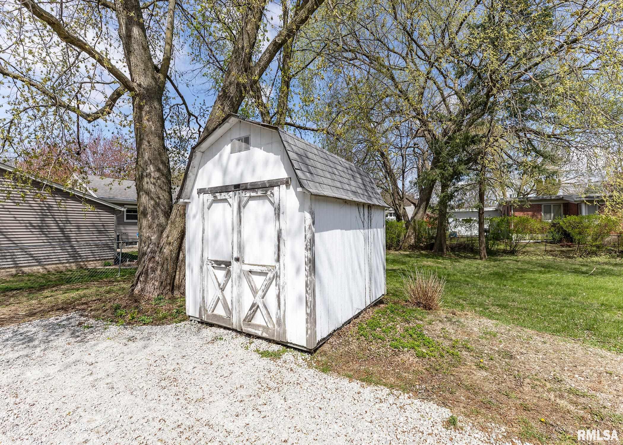 2119 44th Street Property Photo 29