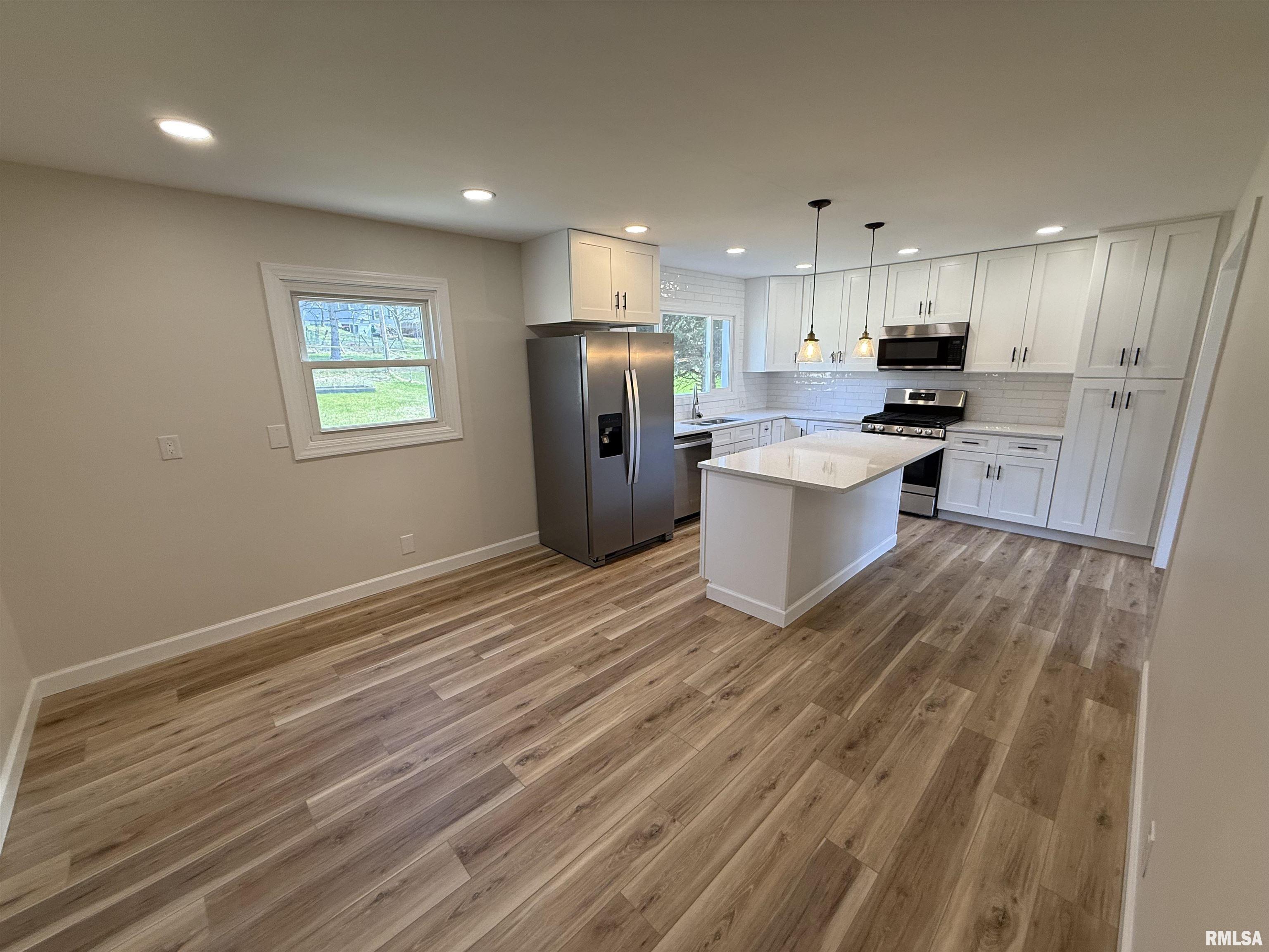 2717 Stafford Boulevard Property Photo 4