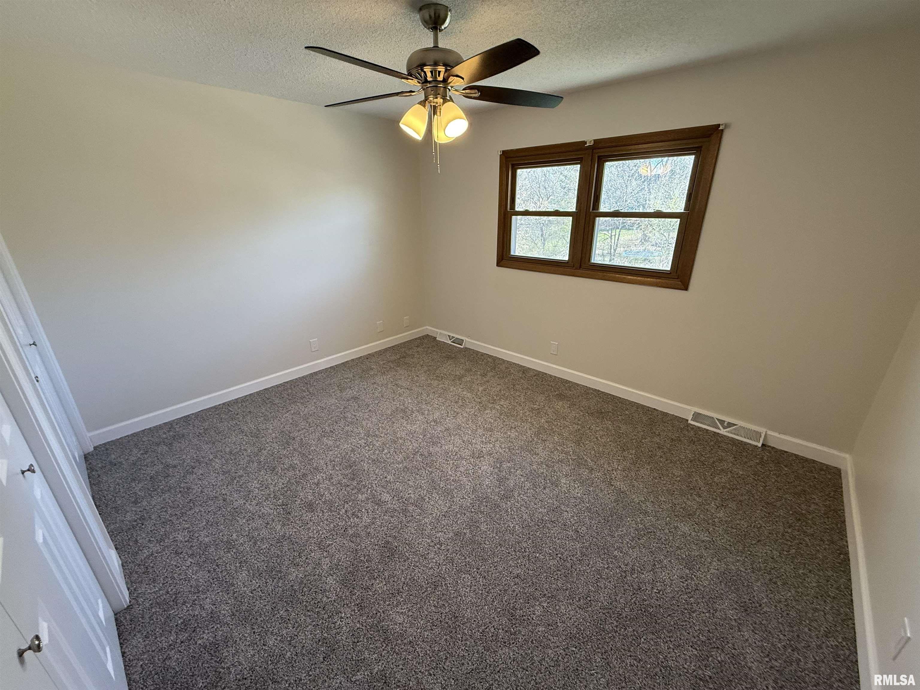 2717 Stafford Boulevard Property Photo 11