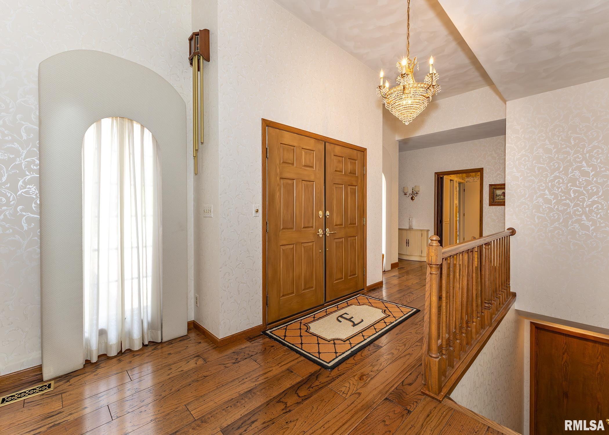 4 Timberwood Court Property Photo 5