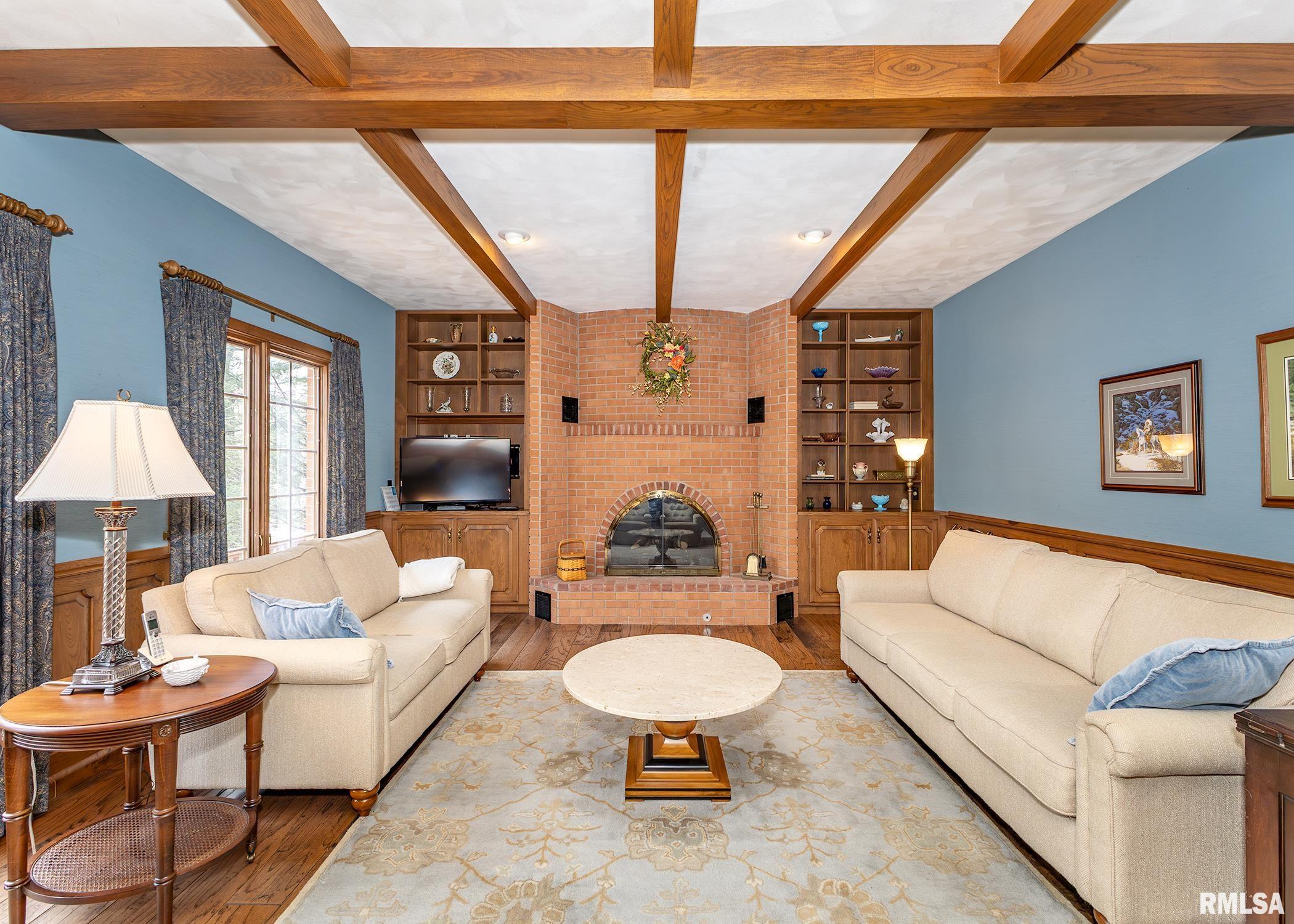 4 Timberwood Court Property Photo 8