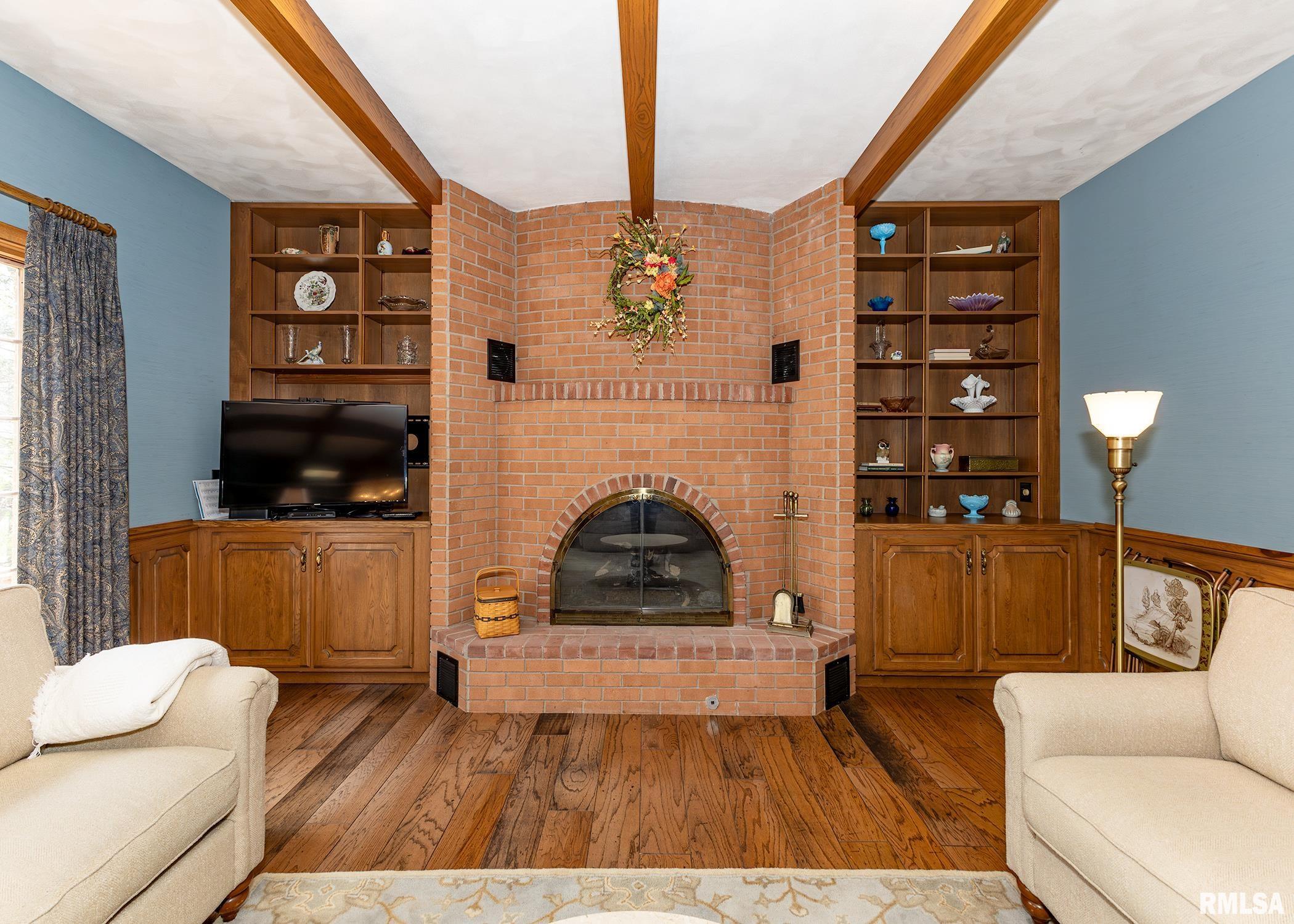 4 Timberwood Court Property Photo 9
