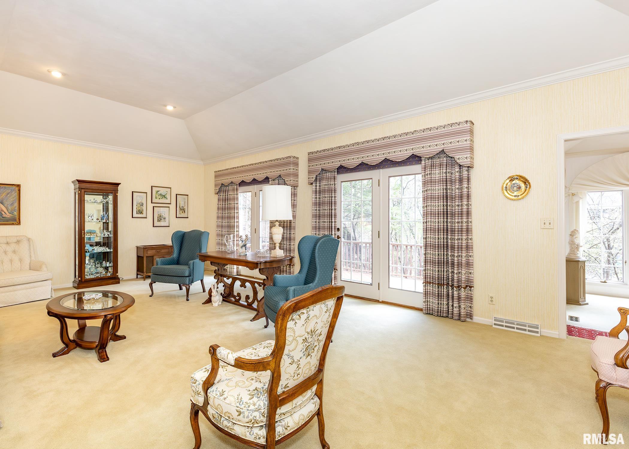 4 Timberwood Court Property Photo 15