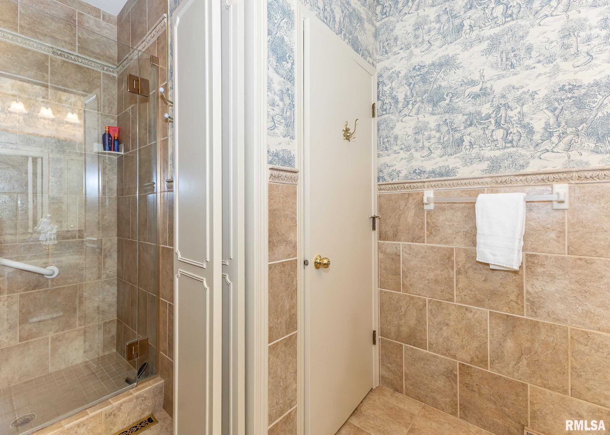 4 Timberwood Court Property Photo 23