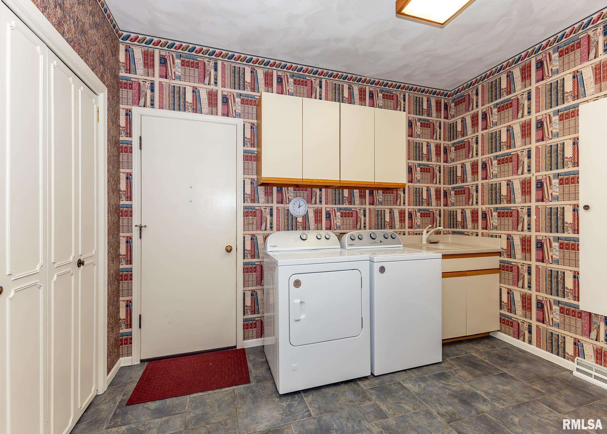 4 Timberwood Court Property Photo 28