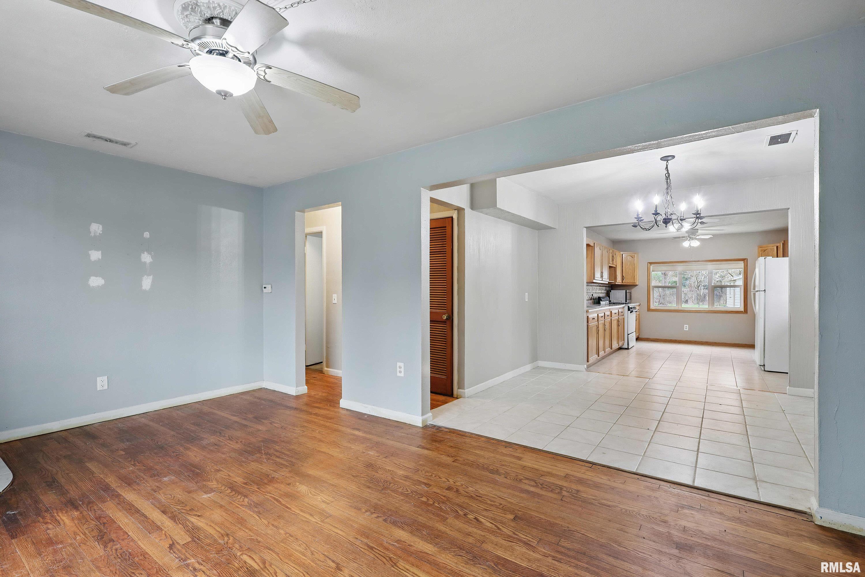 1124 Coyne Center Road Property Photo 5