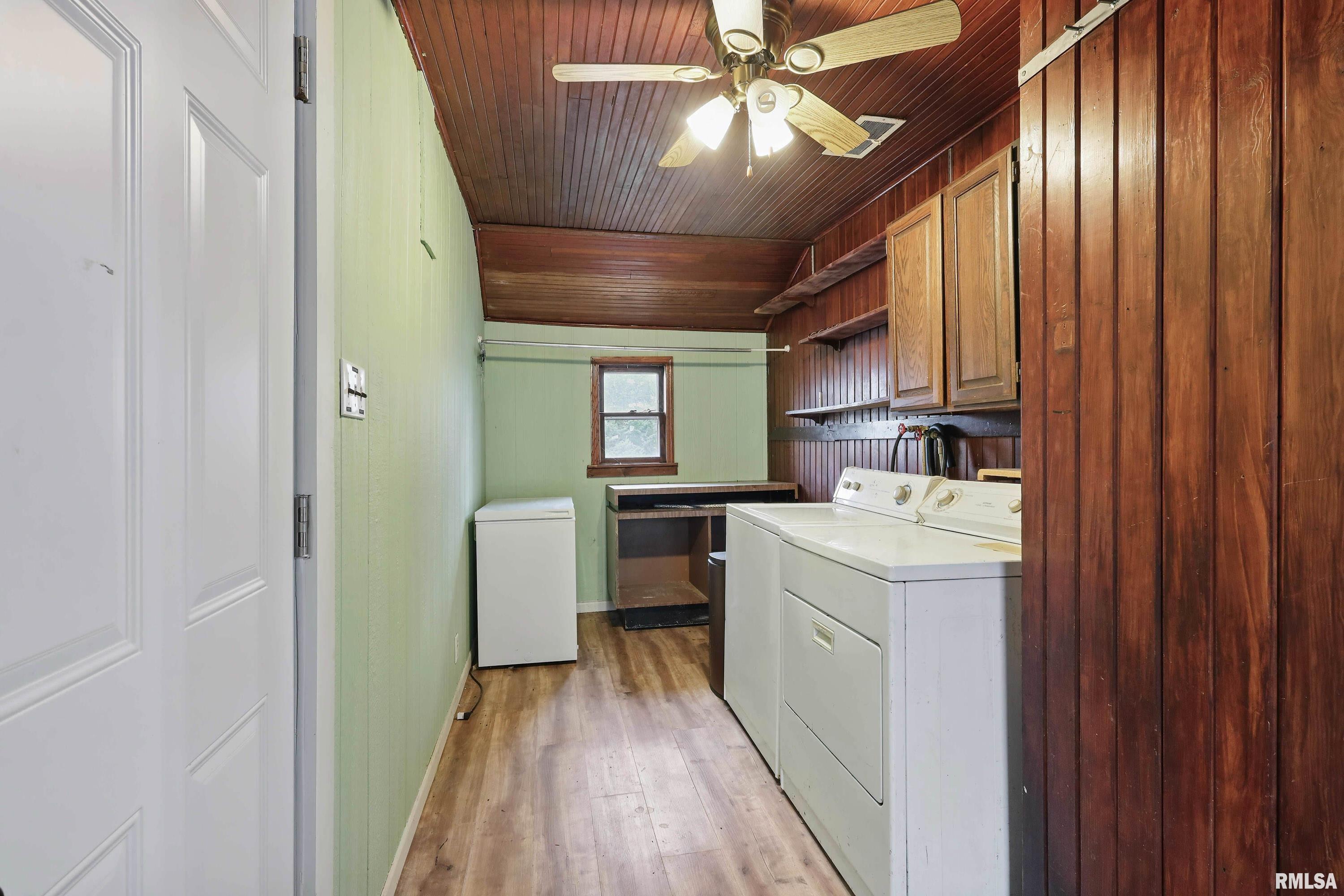1124 Coyne Center Road Property Photo 11