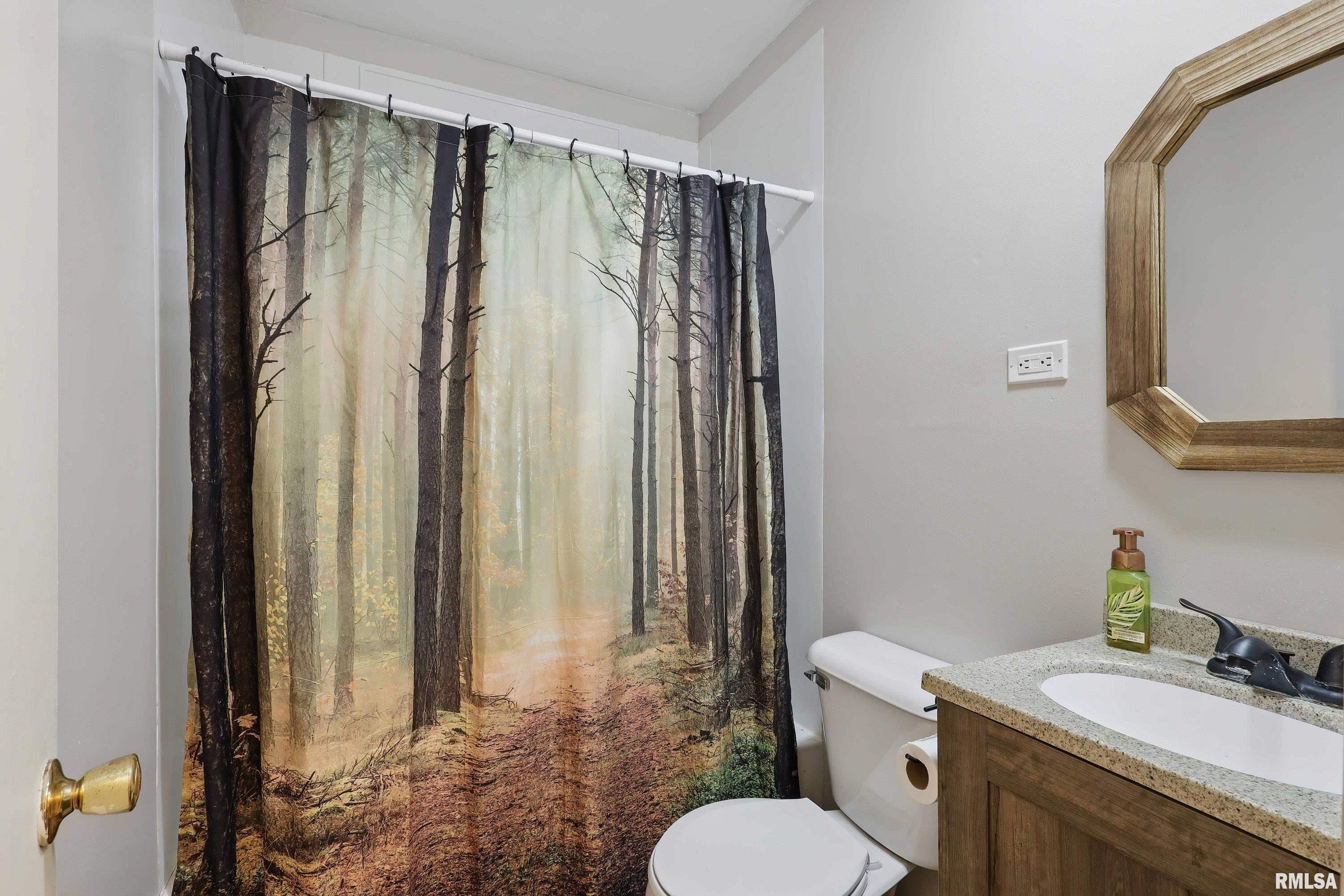 1124 Coyne Center Road Property Photo 16