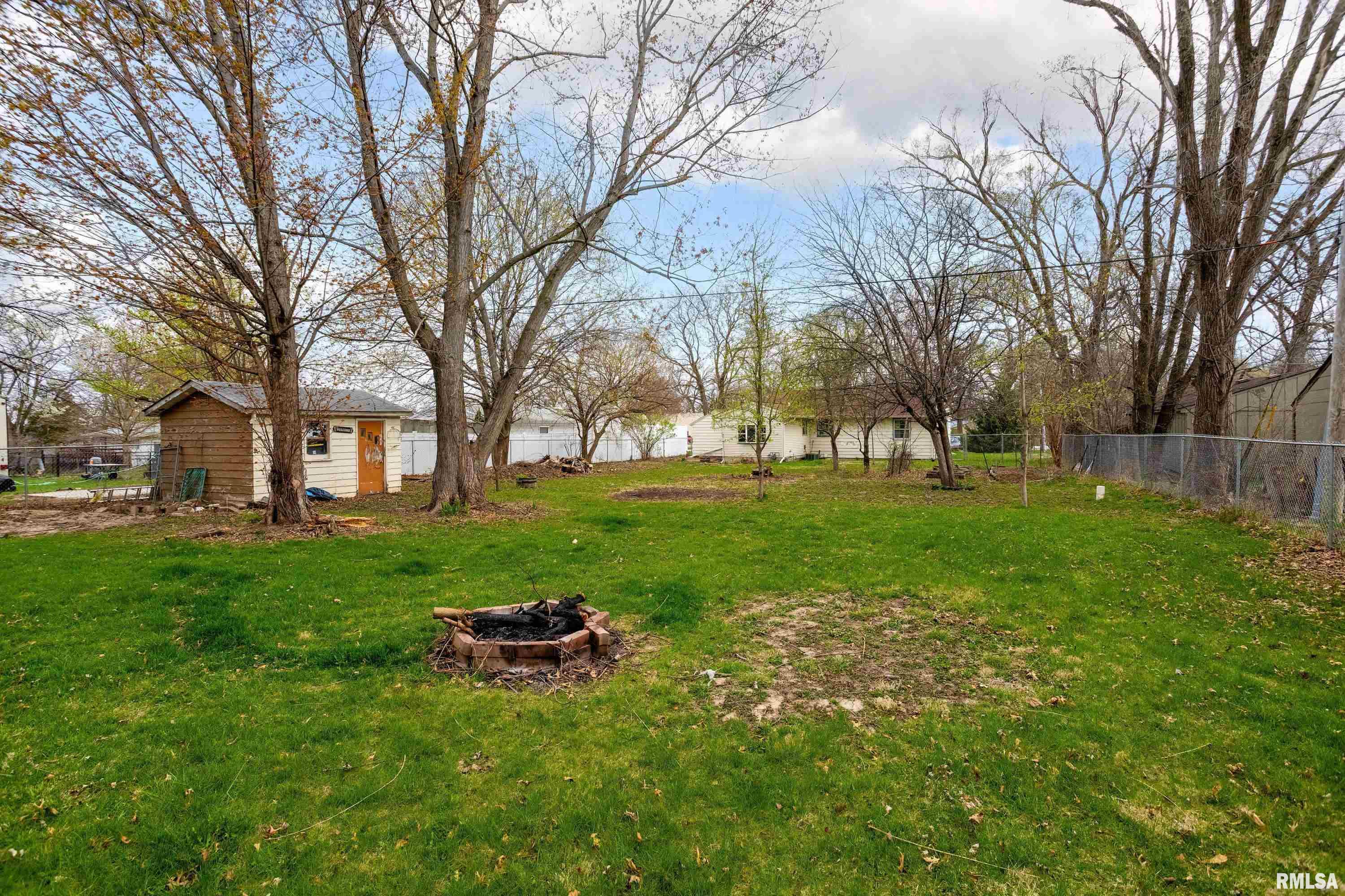 1124 Coyne Center Road Property Photo 21