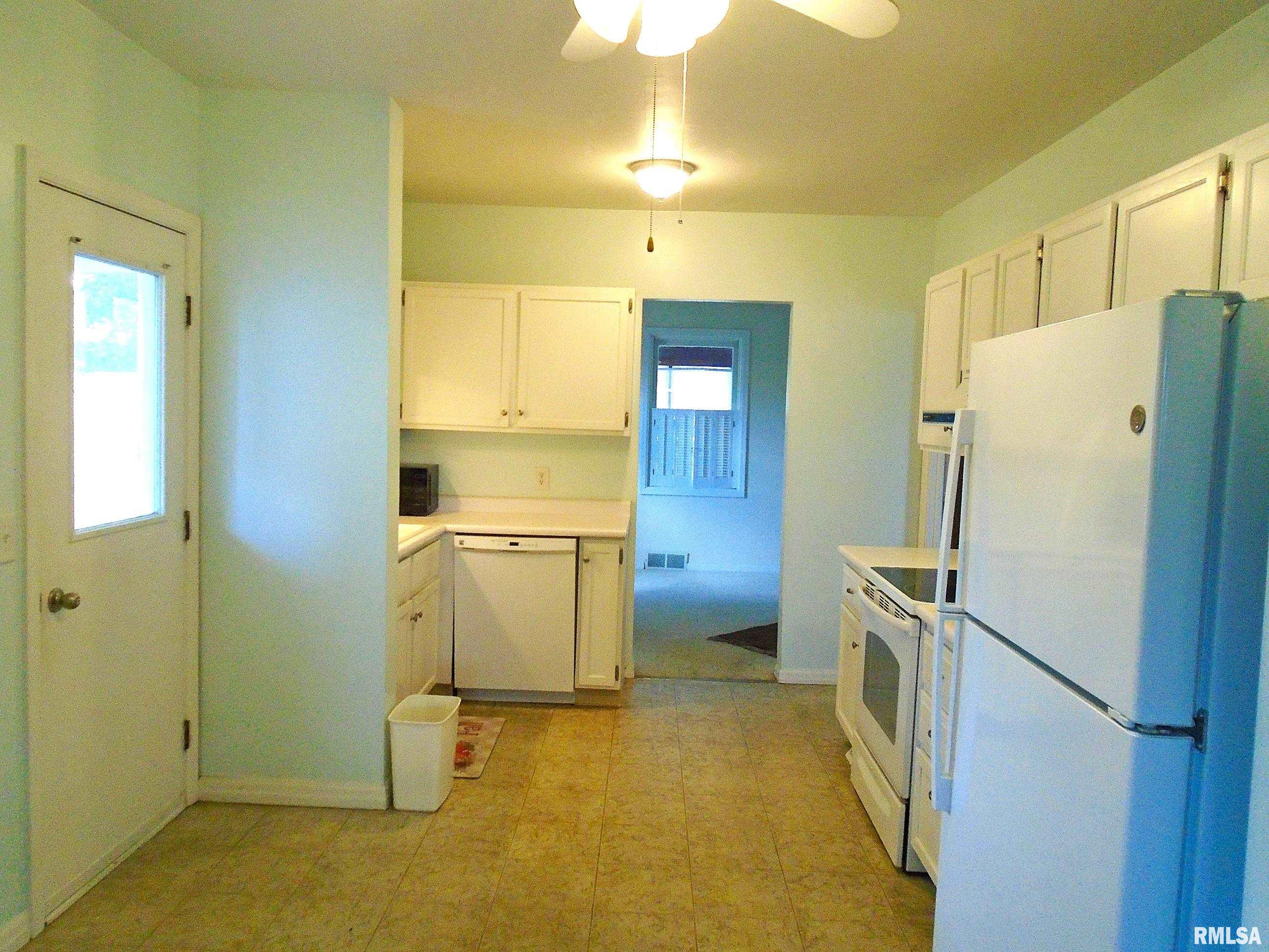 2308 W High Street Property Photo 3