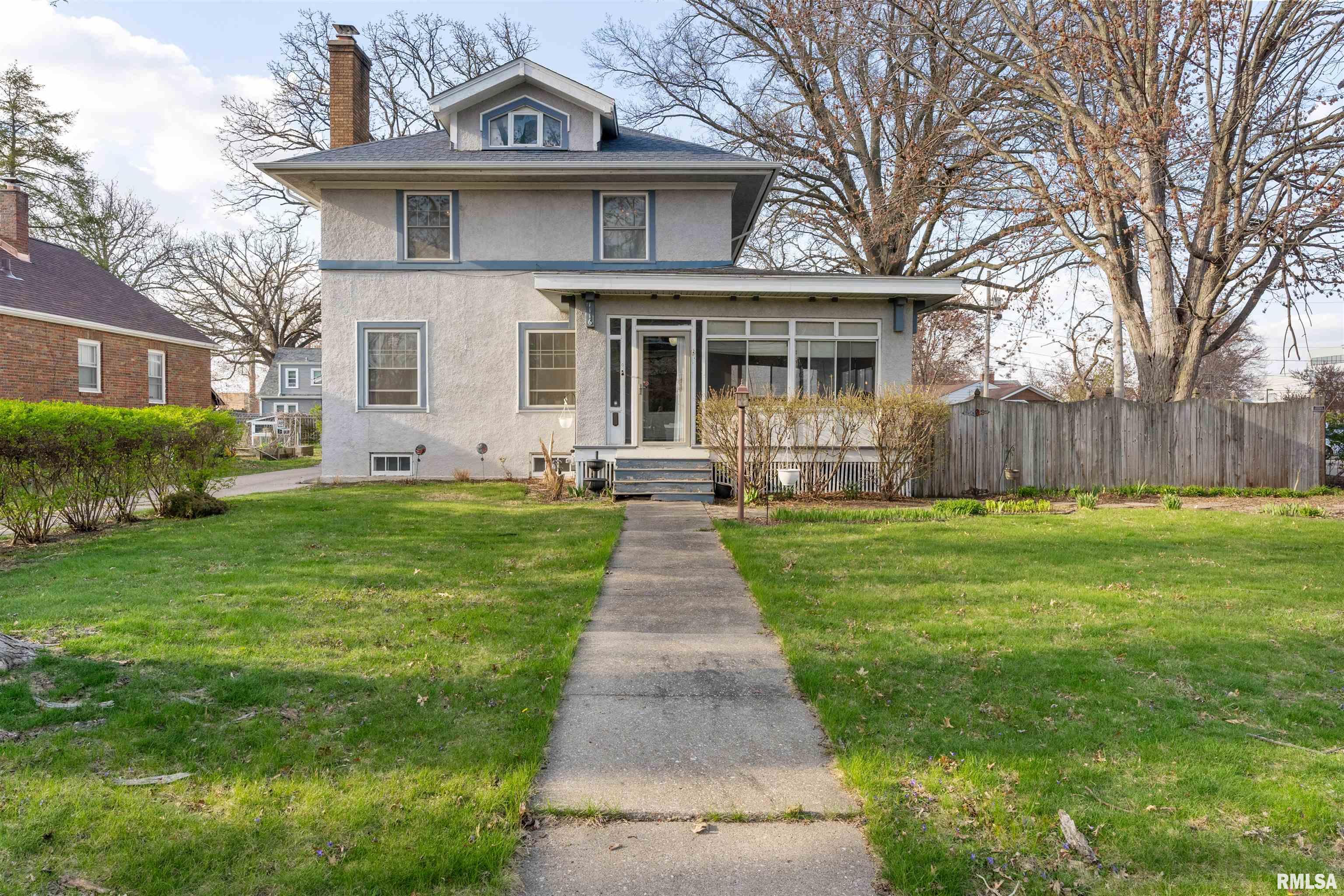 1116 E High Street Property Photo 1