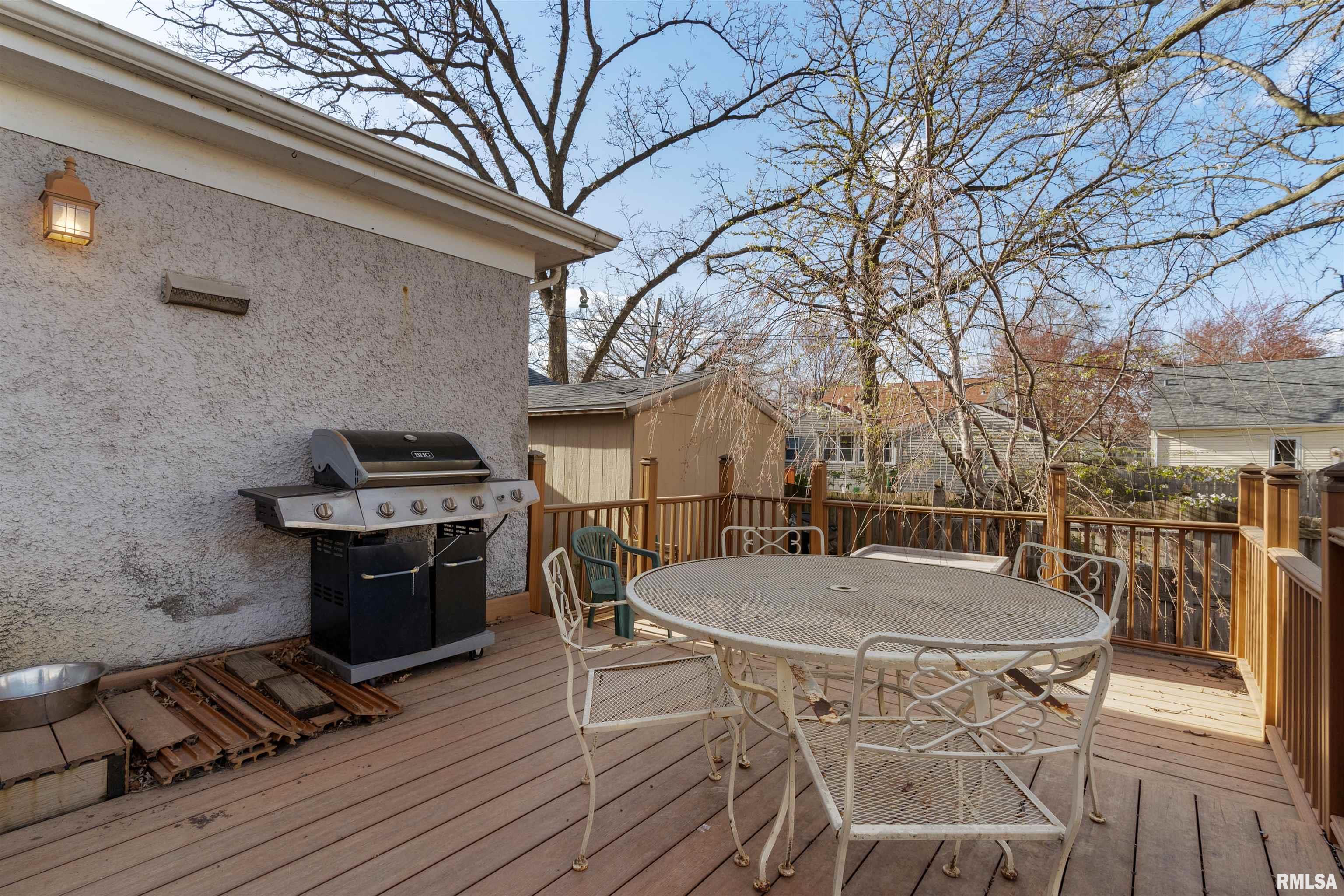 1116 E High Street Property Photo 31