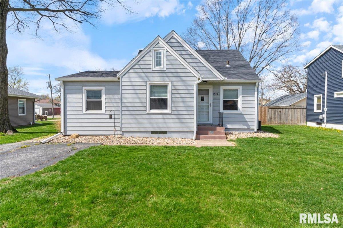 2941 8th Street Property Photo