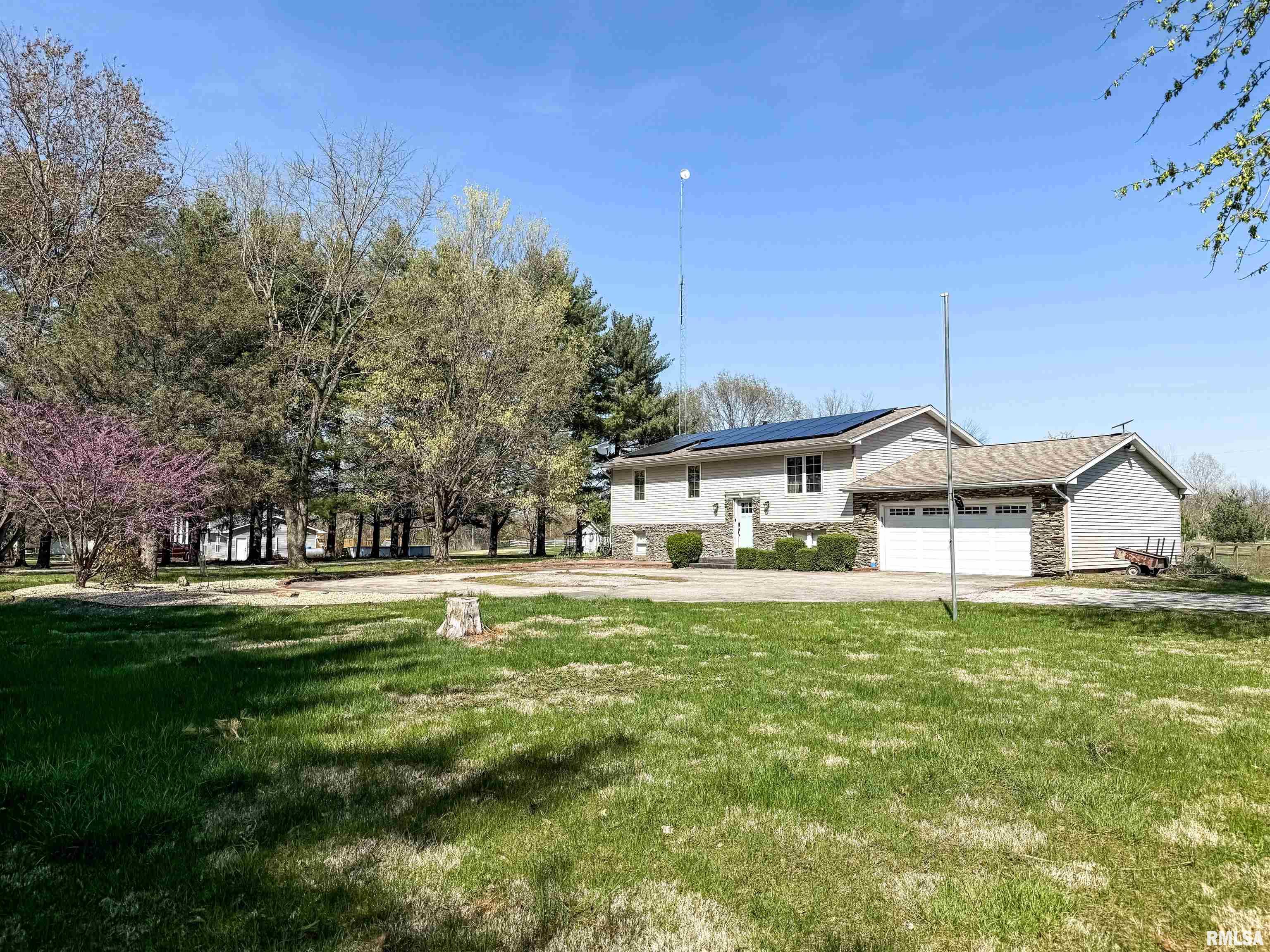 8472 Cardinal Hill Road