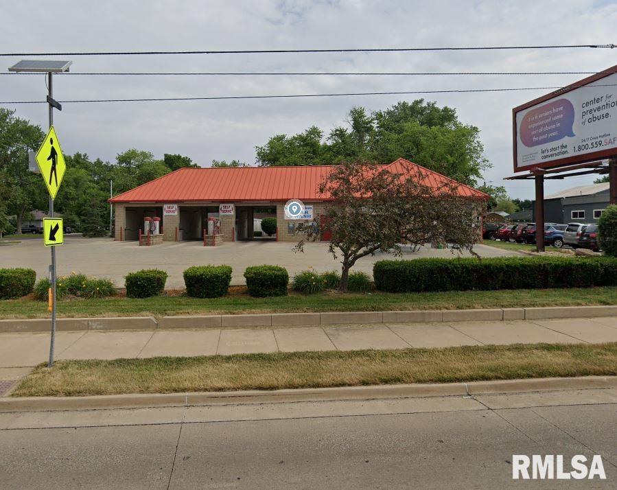 236 E Washington Street Property Photo
