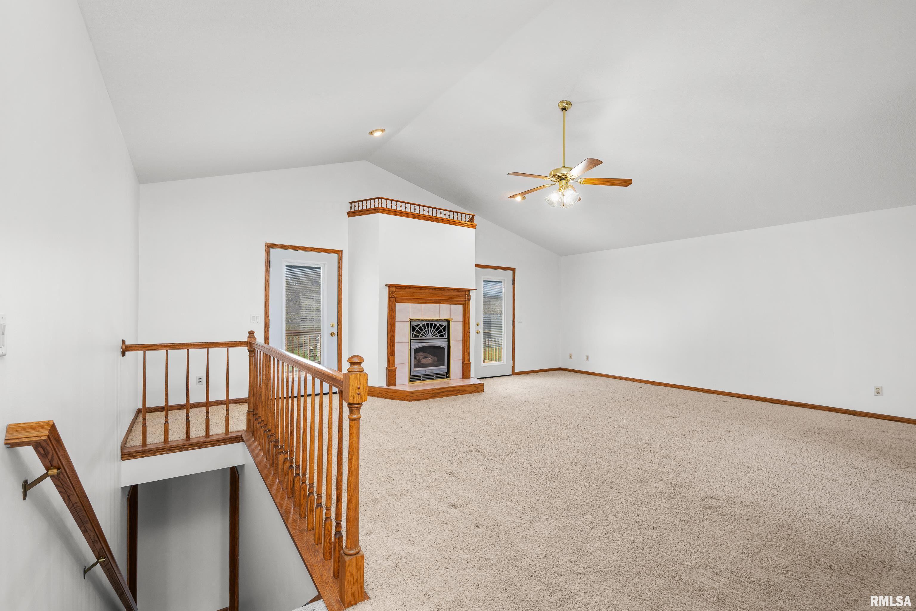 23 E Timberline Drive Property Photo 5