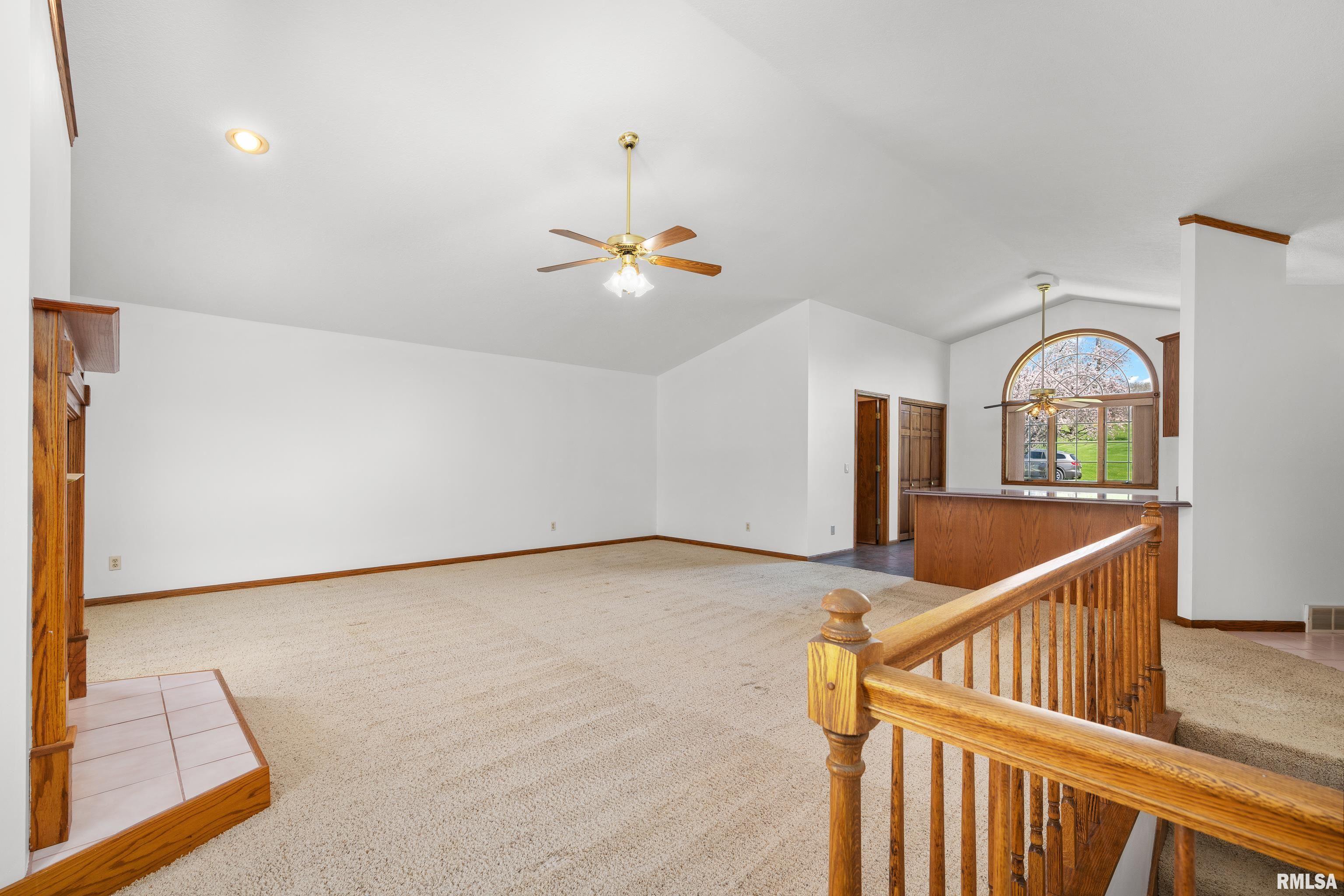 23 E Timberline Drive Property Photo 8