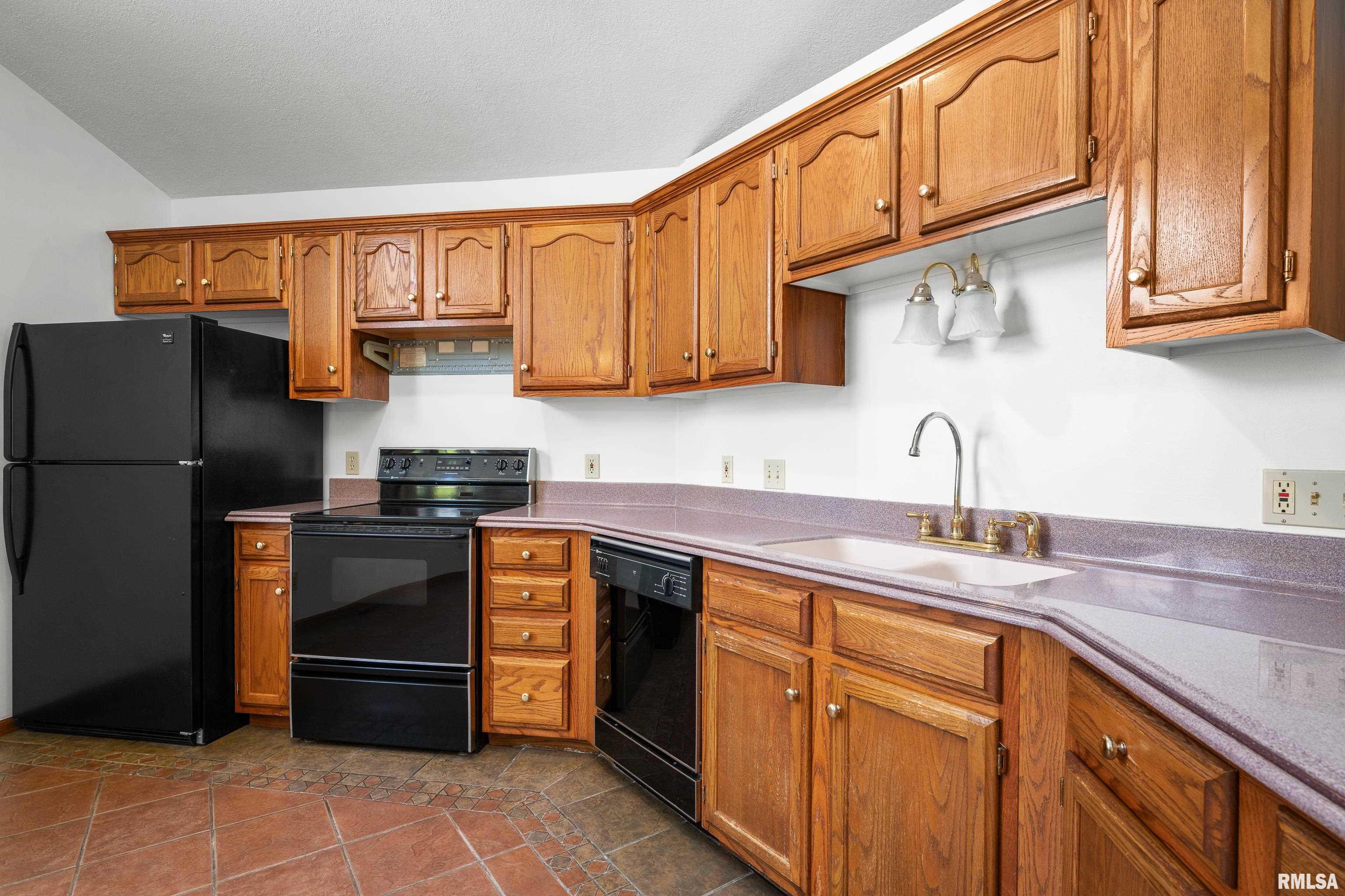 23 E Timberline Drive Property Photo 10