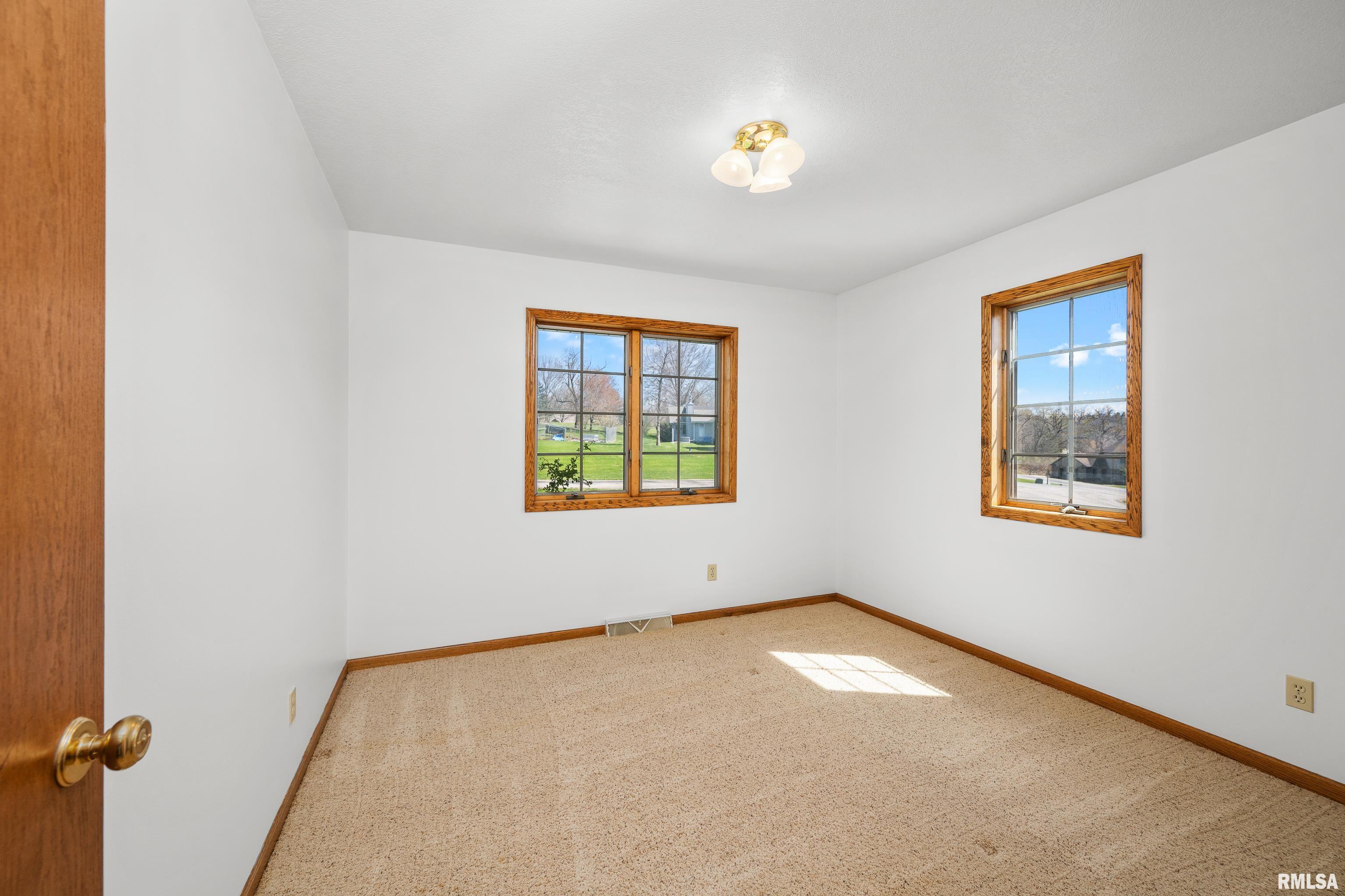 23 E Timberline Drive Property Photo 27
