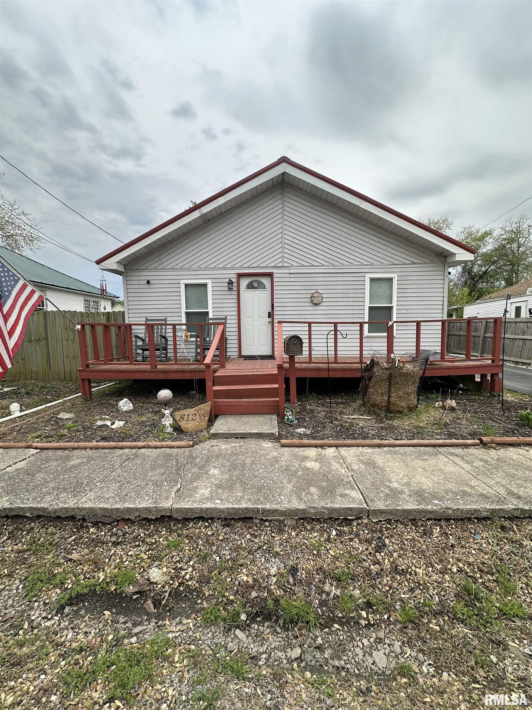 812 W Lindell Street Property Photo 1