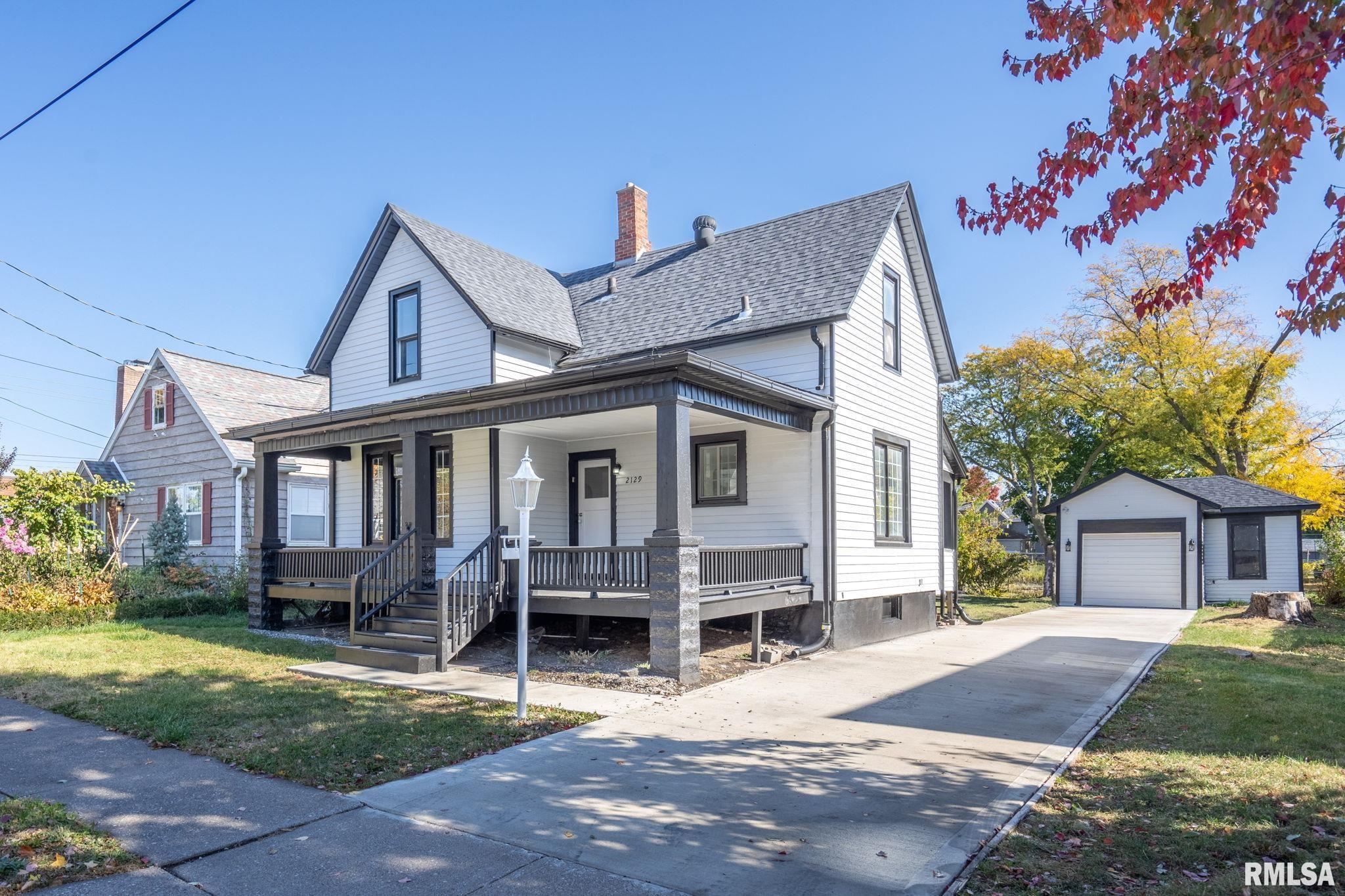 2129 Washington Street Property Photo 1