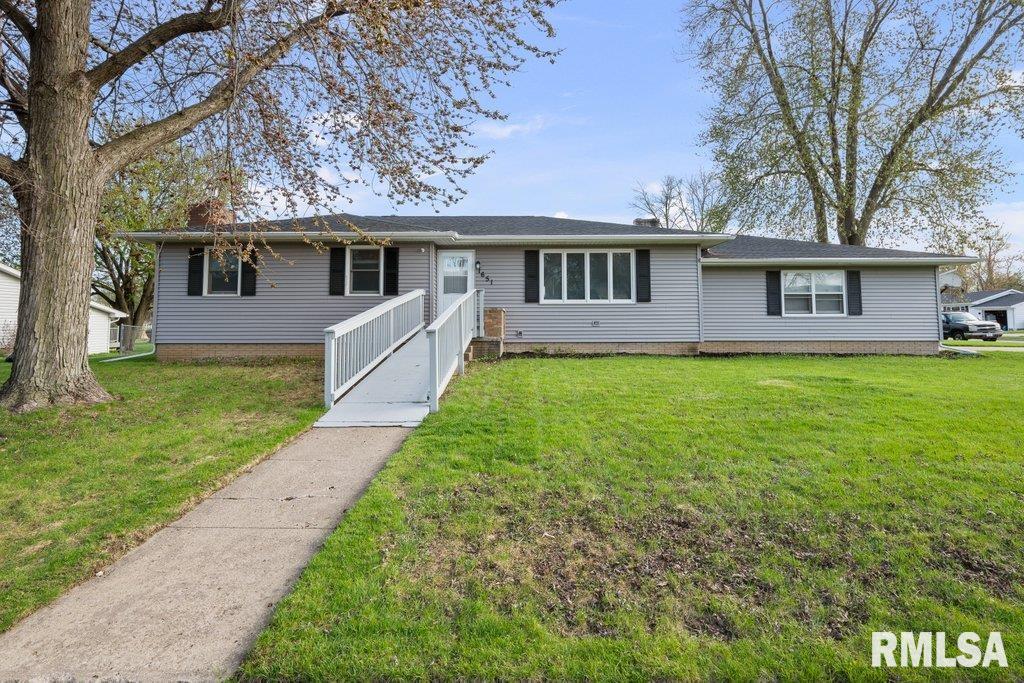 1651 S 7th Avenue Property Photo