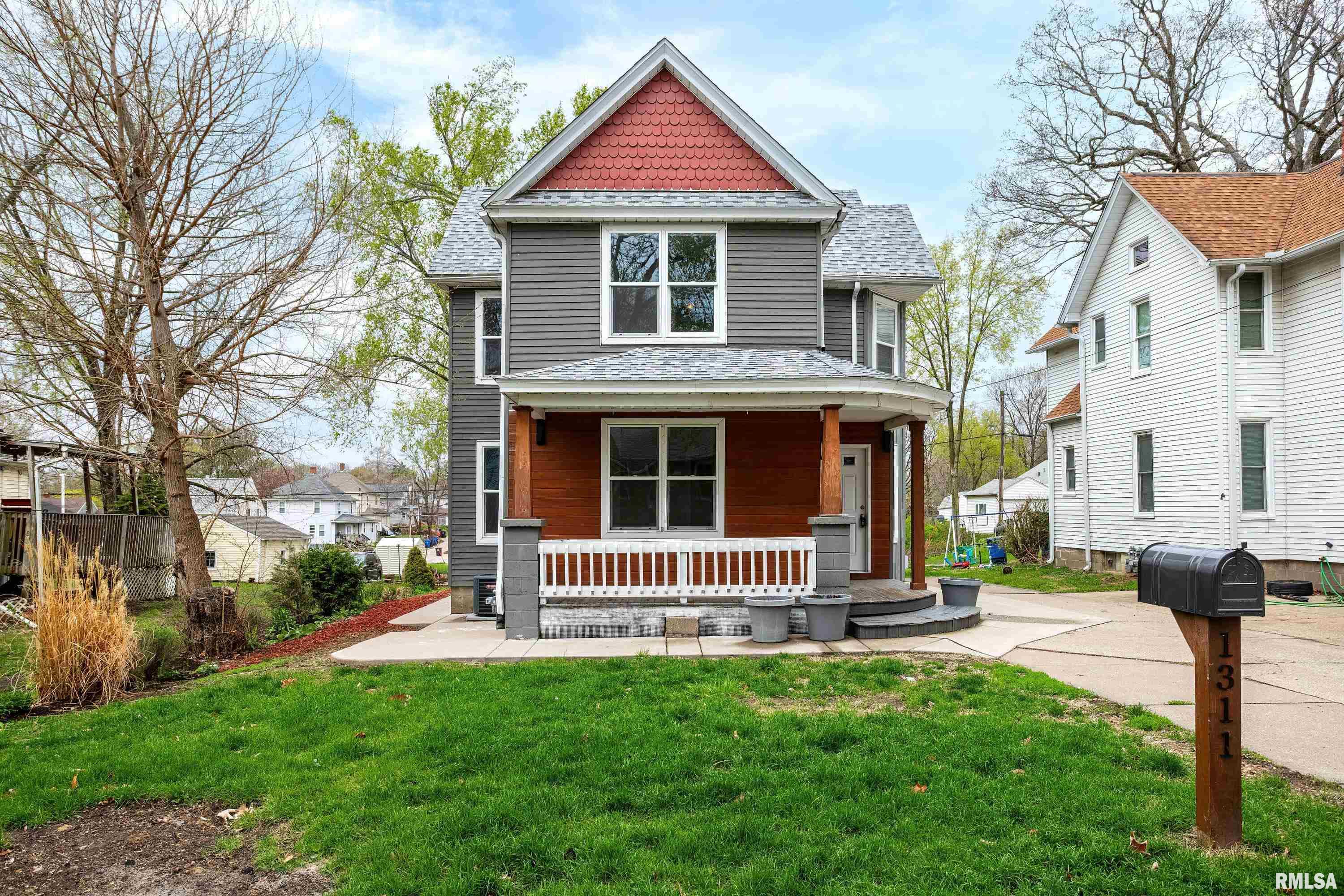 1311 3rd Street A Property Photo 1