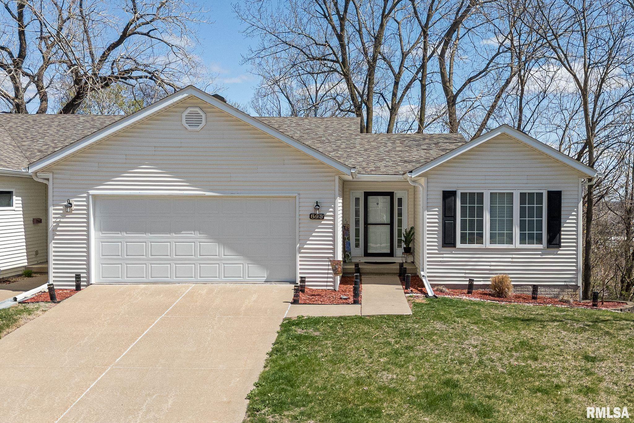 895 Pius Lane Property Photo