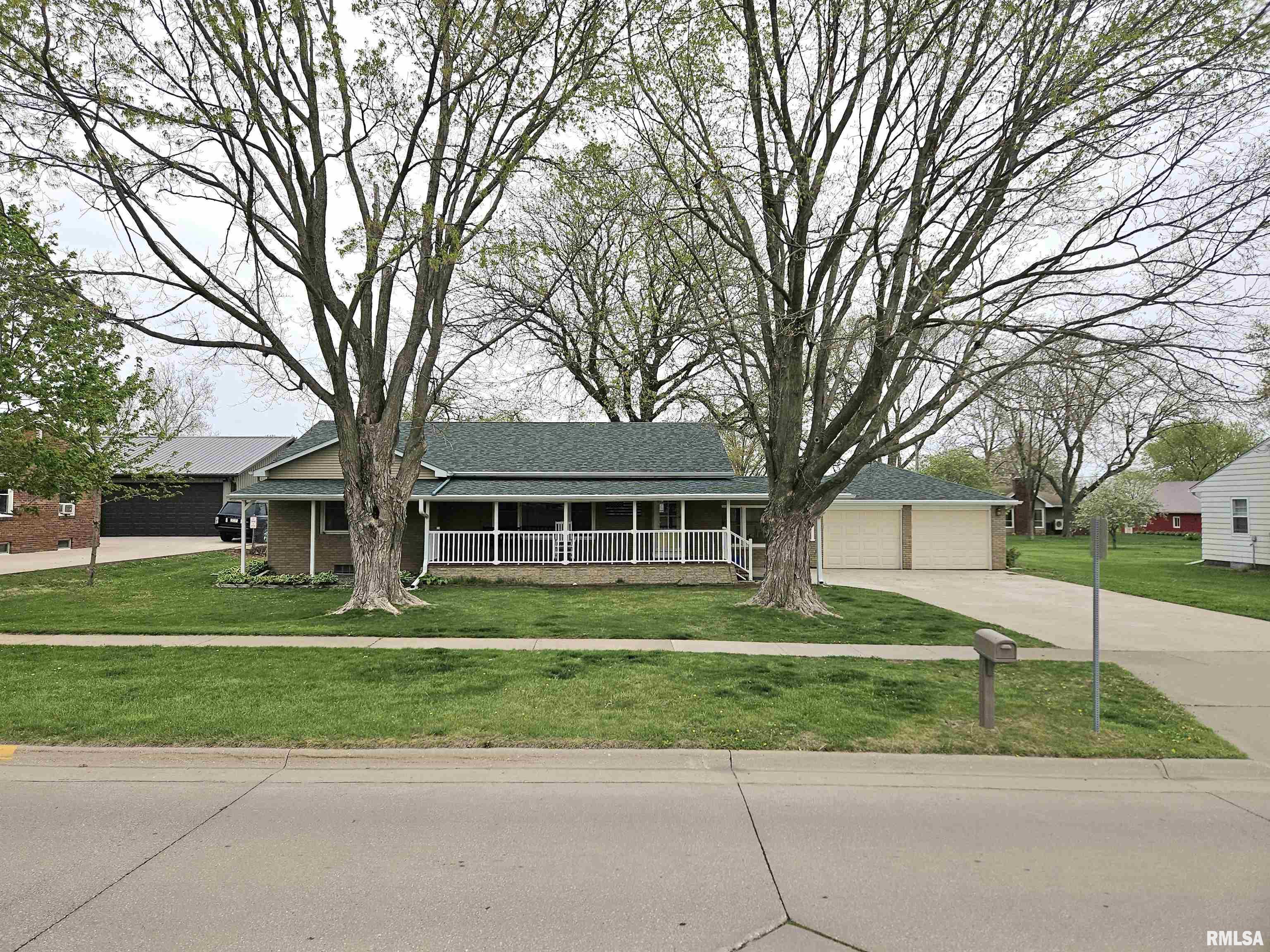 718 Cypress Street Property Photo 1