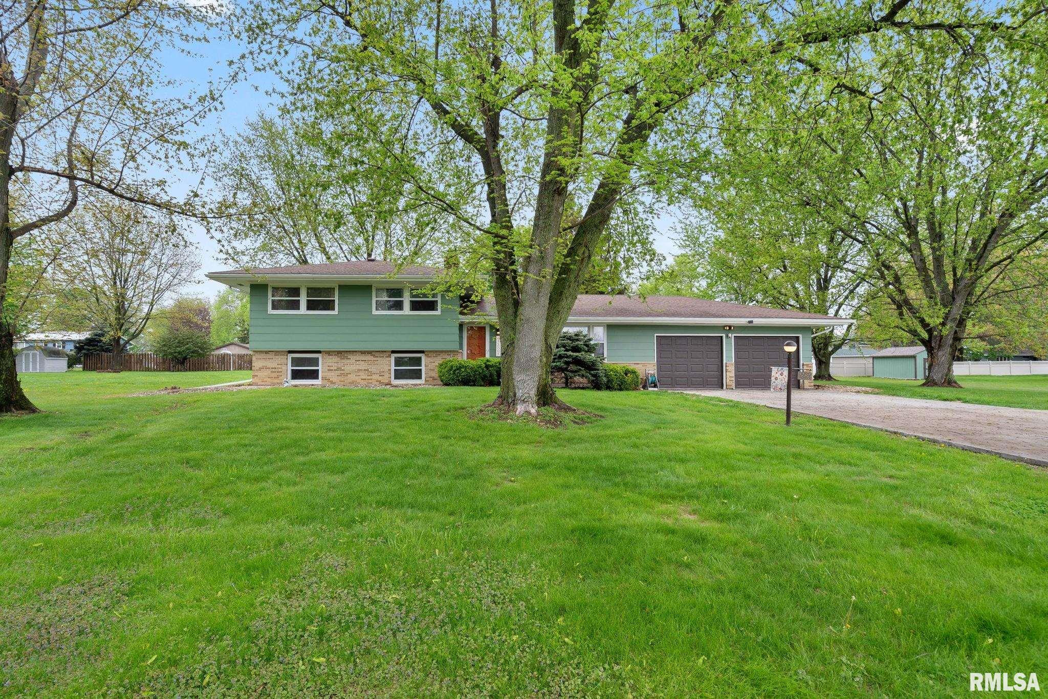 16085 Greenland Drive Property Photo 1