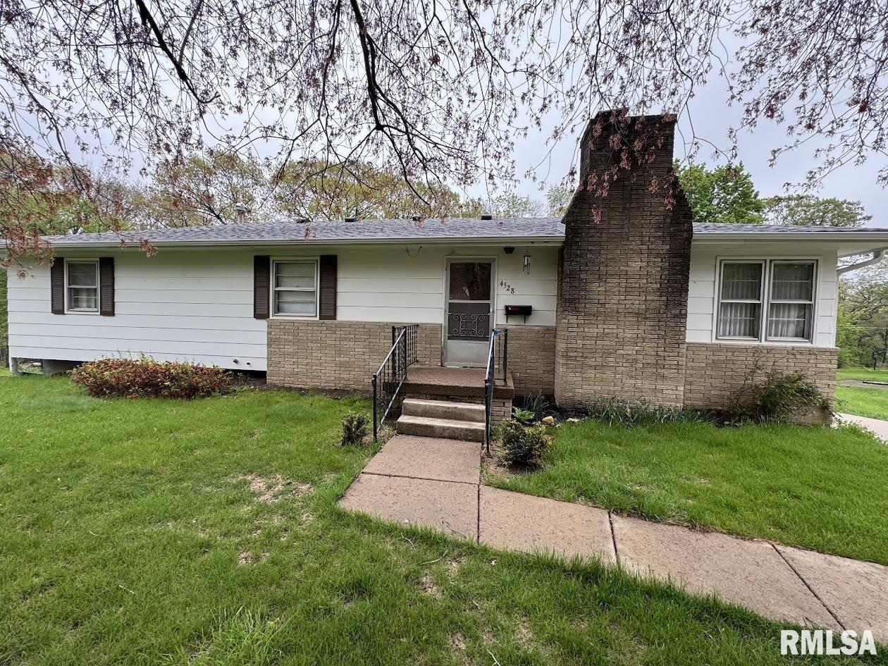 4528 5th Street B Property Photo