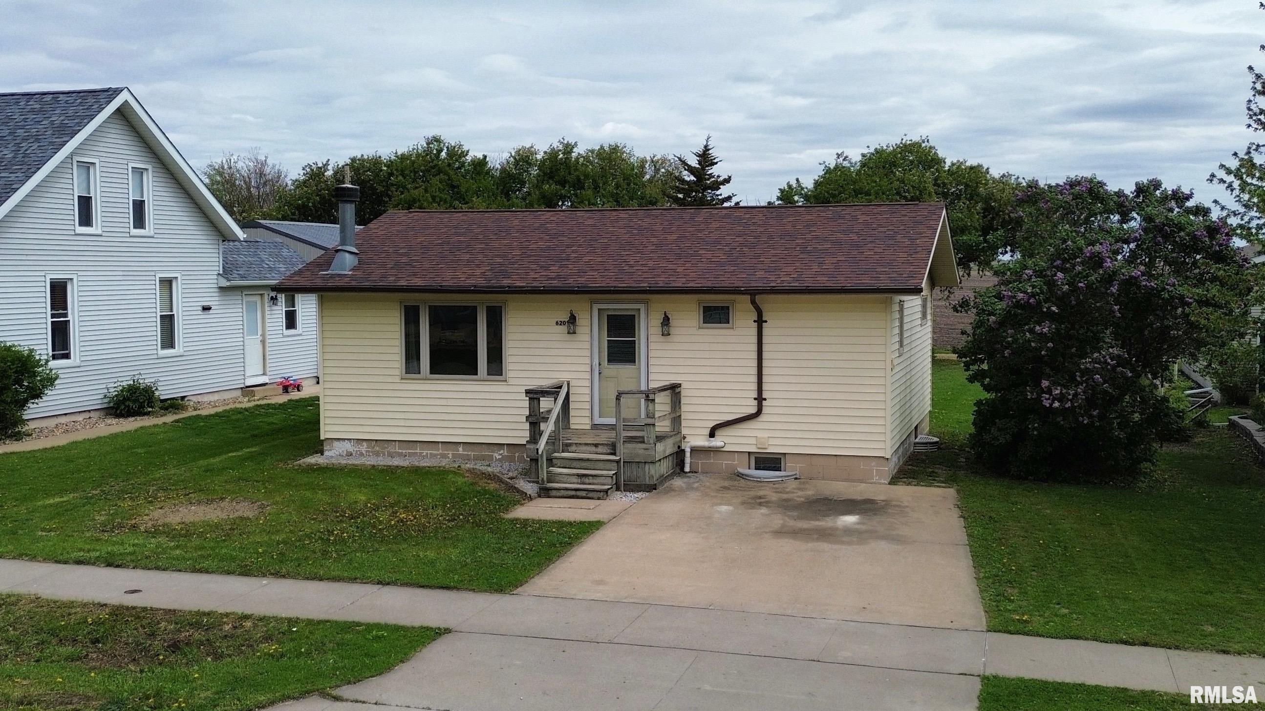 620 MAIN Street