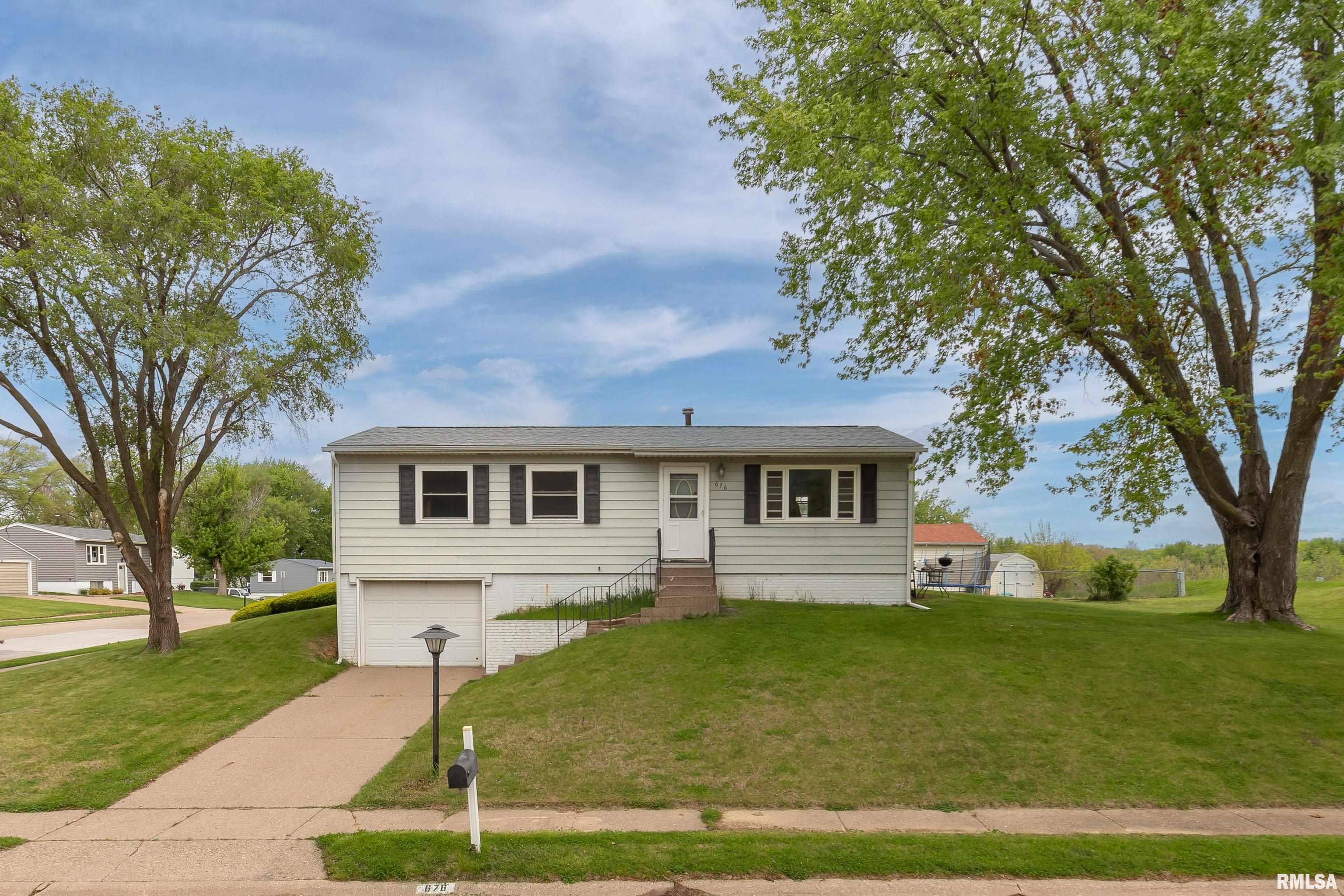 676 W 57th Street Property Photo 1